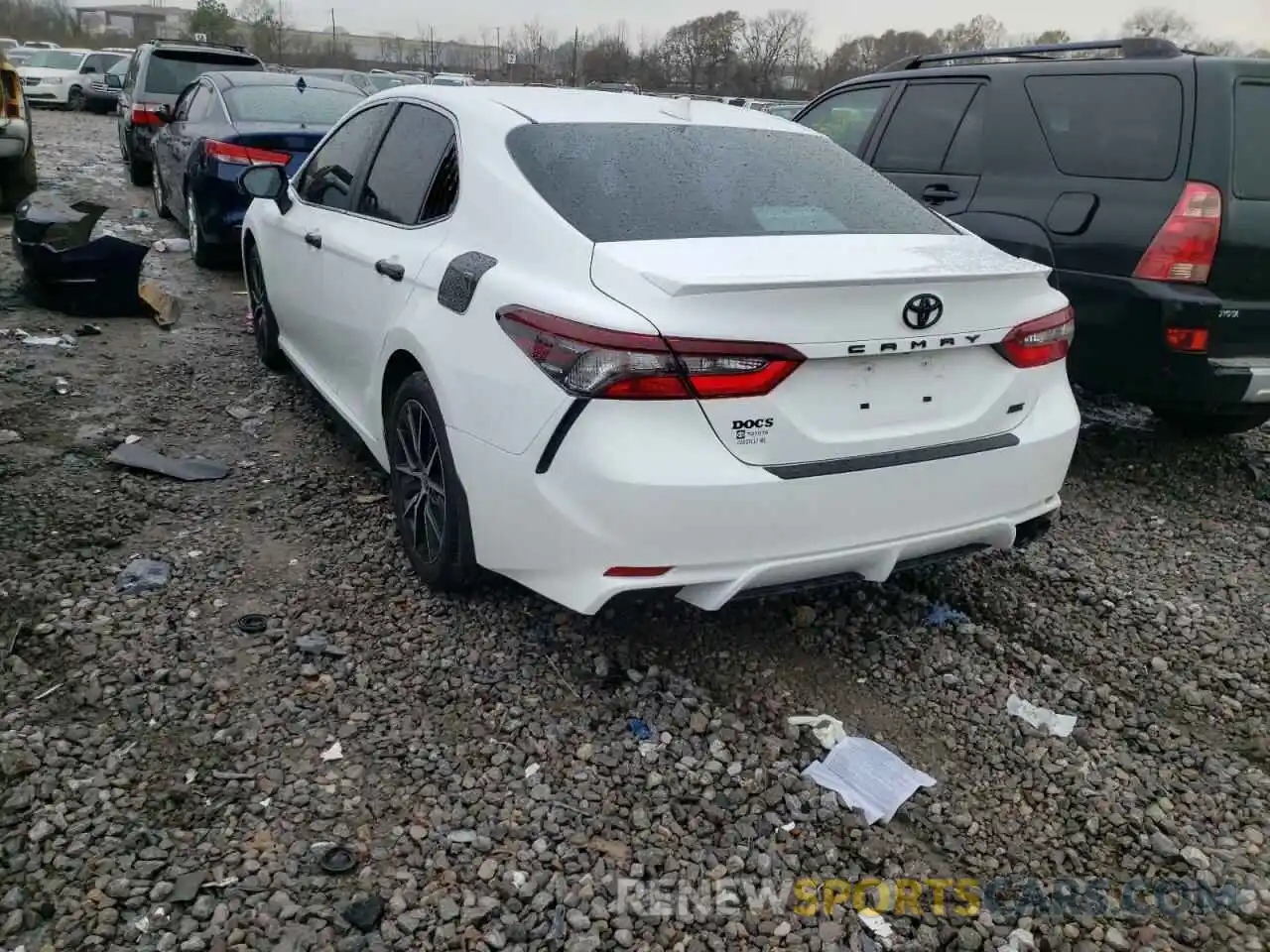 3 Photograph of a damaged car 4T1G11AK1NU622345 TOYOTA CAMRY 2022