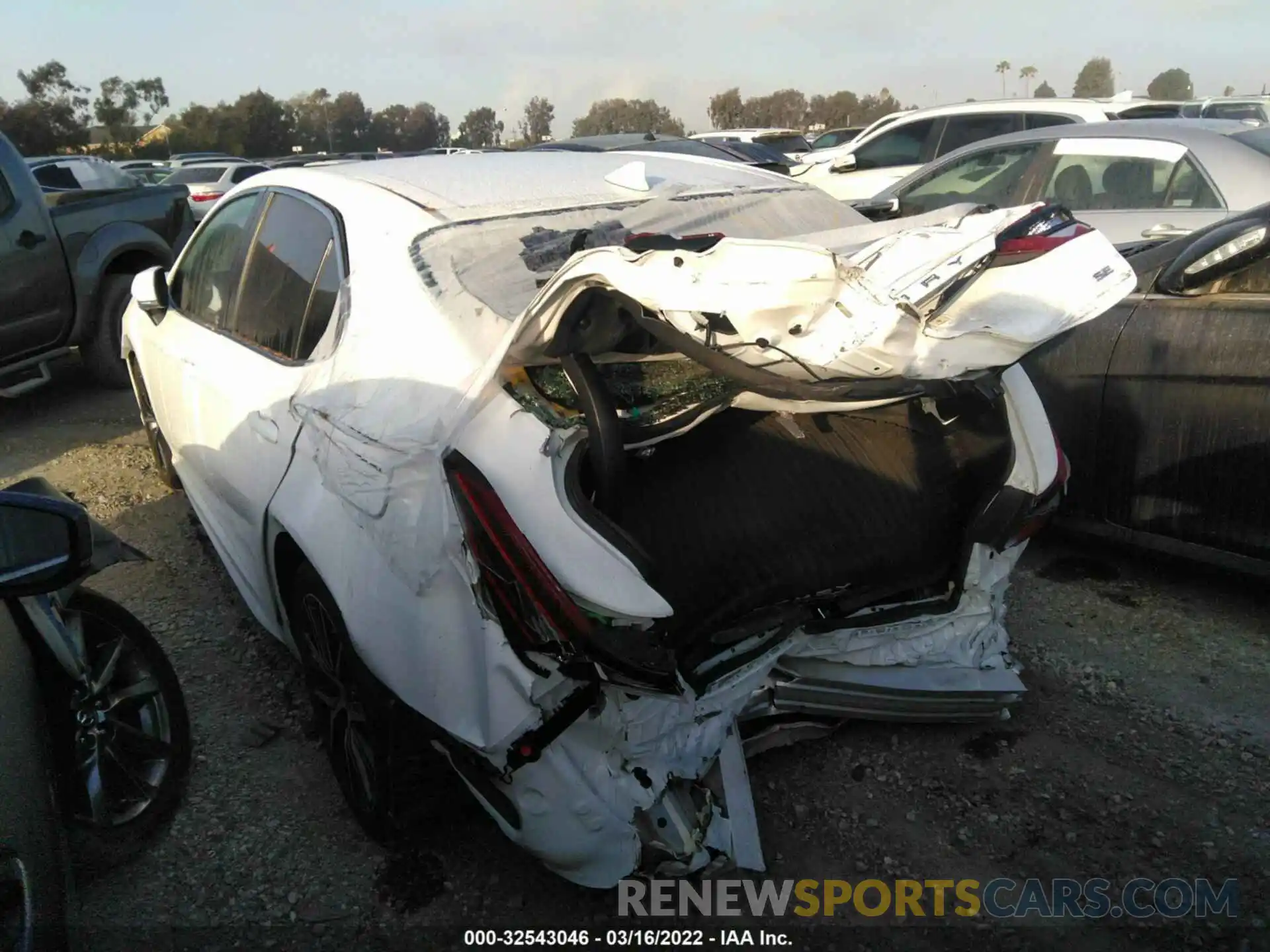 3 Photograph of a damaged car 4T1G11AK1NU626864 TOYOTA CAMRY 2022