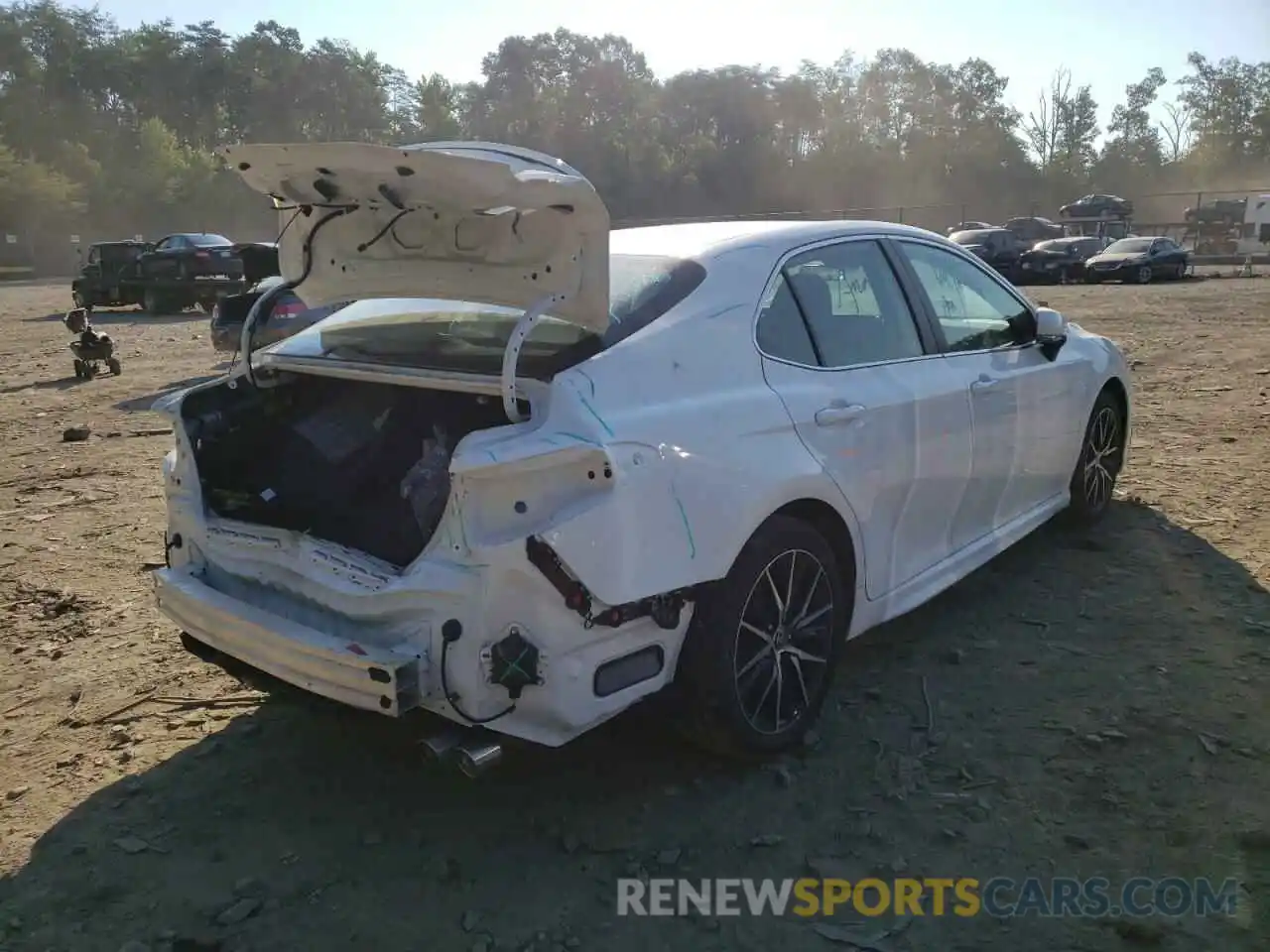 4 Photograph of a damaged car 4T1G11AK1NU656818 TOYOTA CAMRY 2022