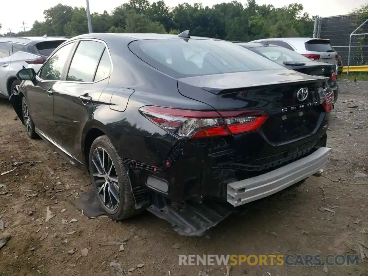 3 Photograph of a damaged car 4T1G11AK1NU668869 TOYOTA CAMRY 2022