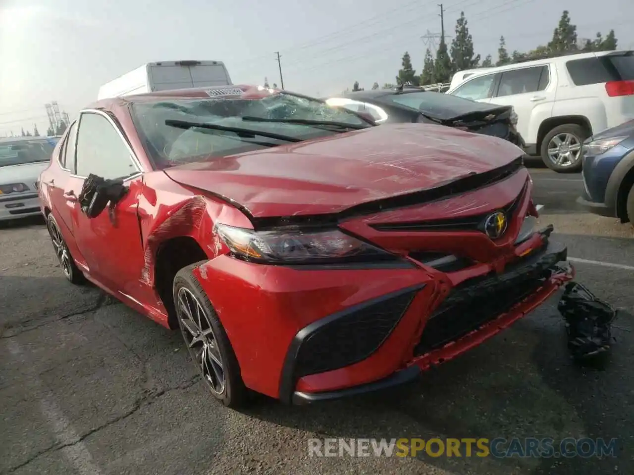 1 Photograph of a damaged car 4T1G11AK2NU008792 TOYOTA CAMRY 2022