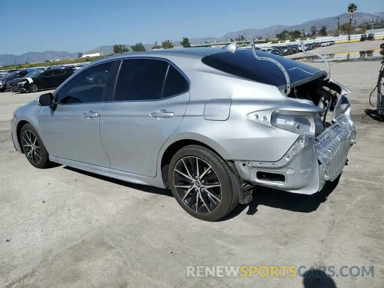 2 Photograph of a damaged car 4T1G11AK2NU043168 TOYOTA CAMRY 2022