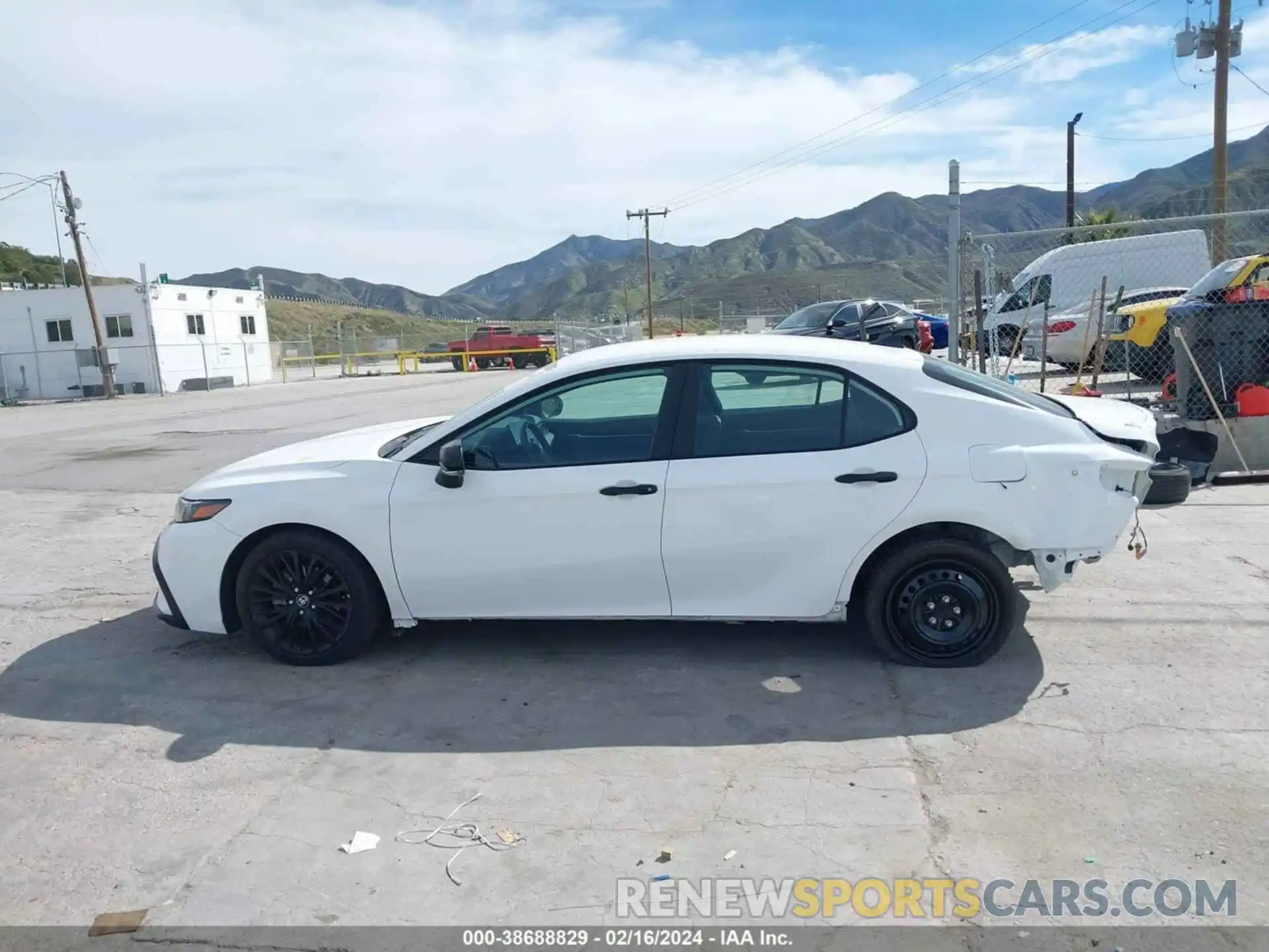 15 Photograph of a damaged car 4T1G11AK2NU044854 TOYOTA CAMRY 2022