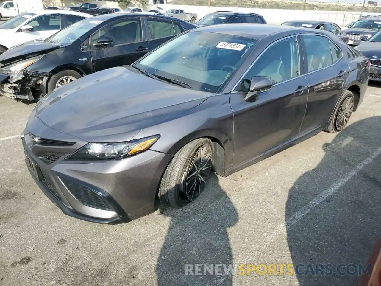 1 Photograph of a damaged car 4T1G11AK2NU061993 TOYOTA CAMRY 2022