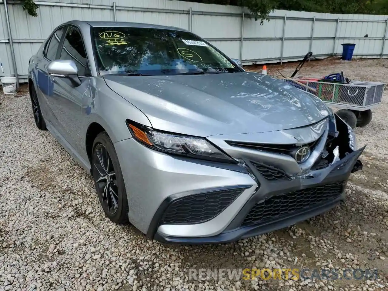 1 Photograph of a damaged car 4T1G11AK2NU065395 TOYOTA CAMRY 2022