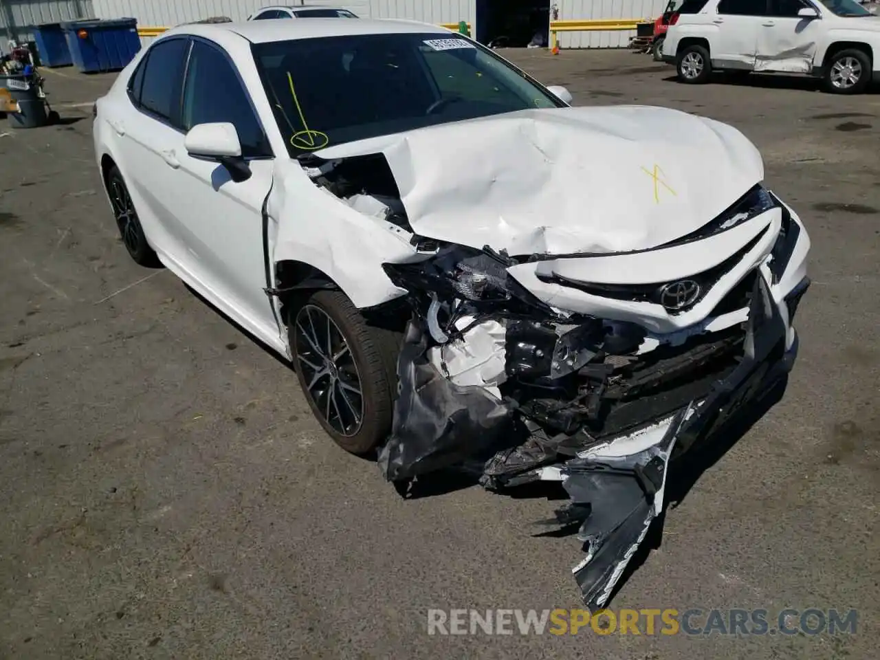 1 Photograph of a damaged car 4T1G11AK2NU620037 TOYOTA CAMRY 2022