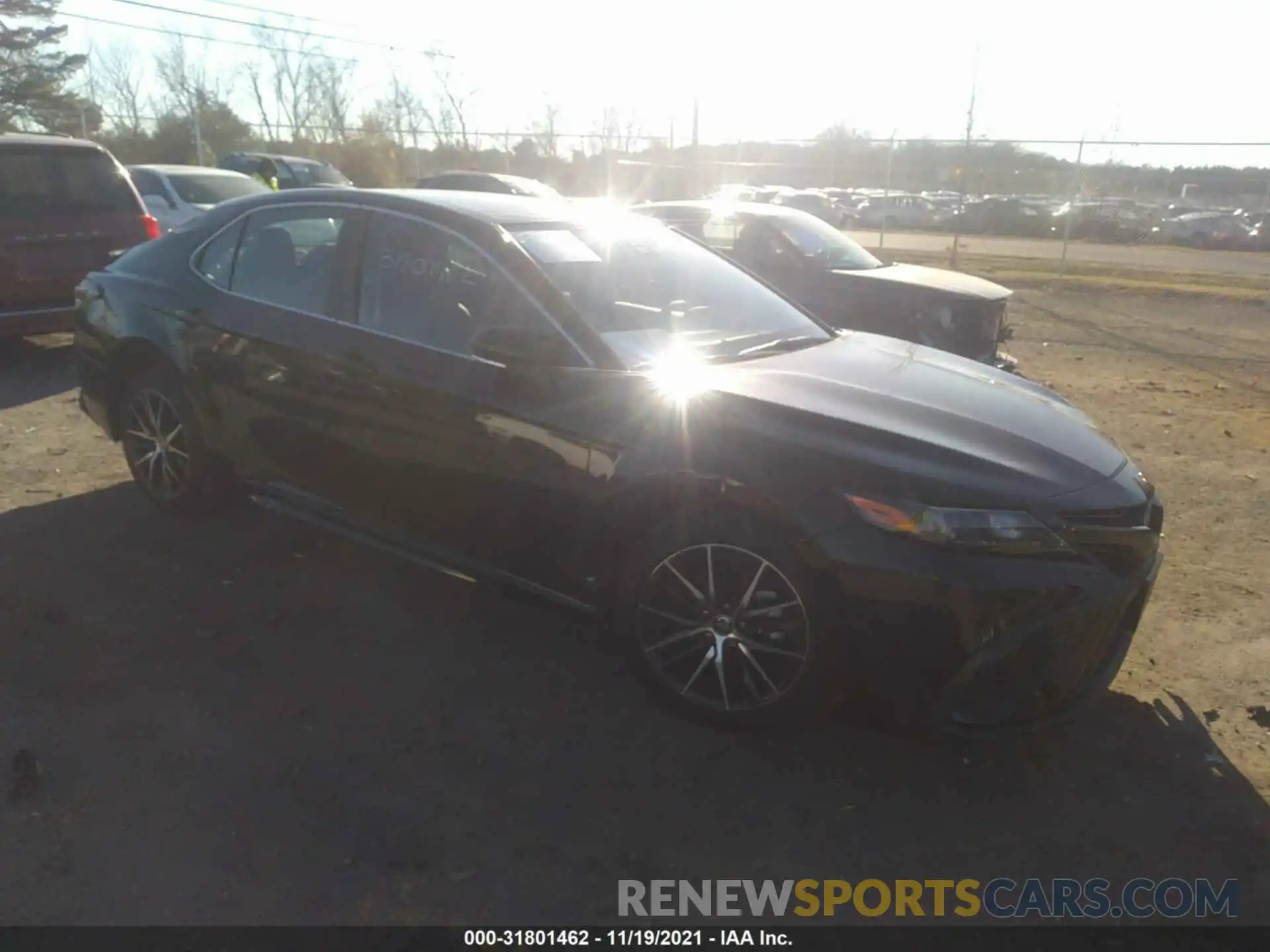 1 Photograph of a damaged car 4T1G11AK2NU621141 TOYOTA CAMRY 2022