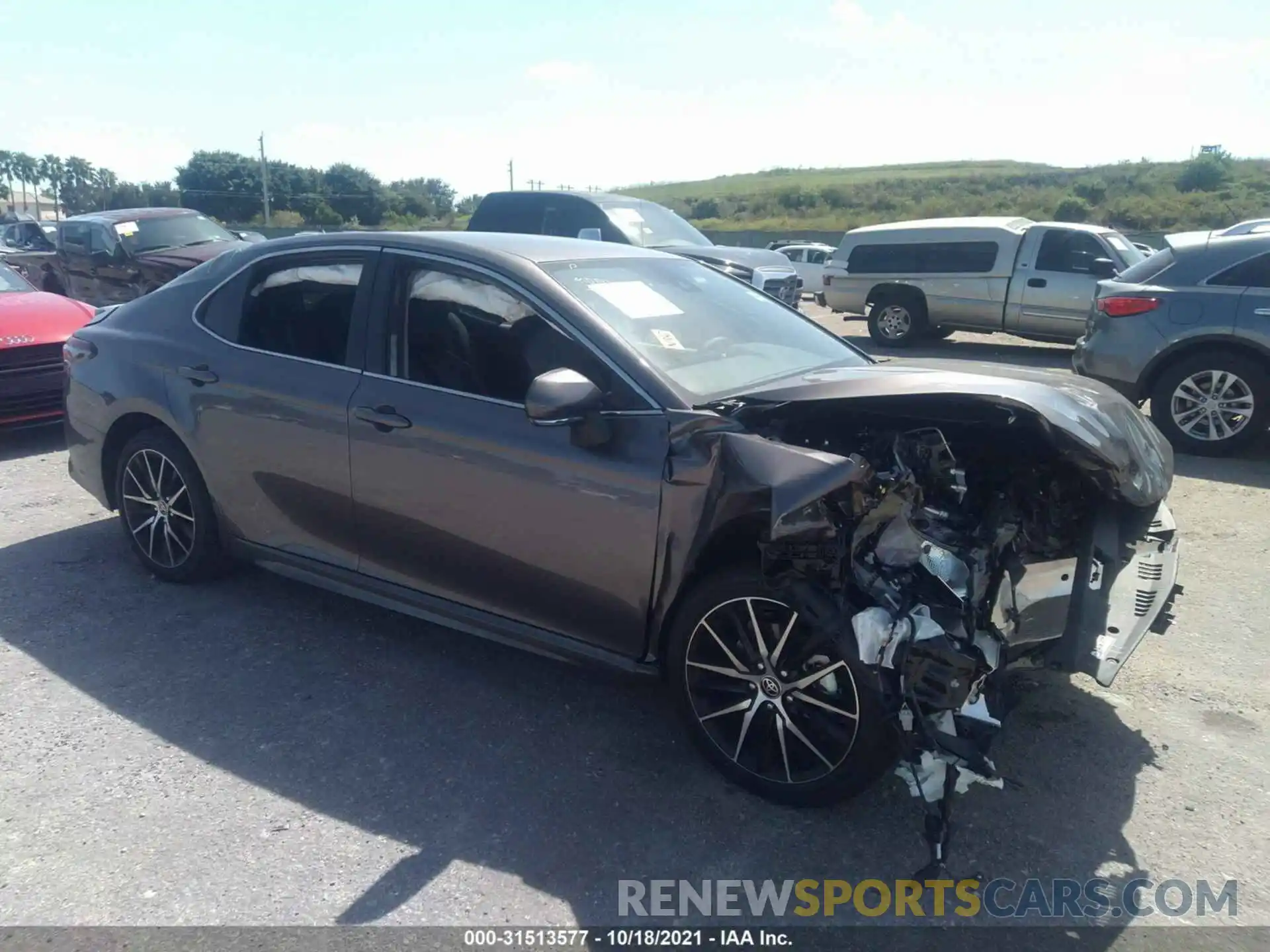 1 Photograph of a damaged car 4T1G11AK2NU621172 TOYOTA CAMRY 2022