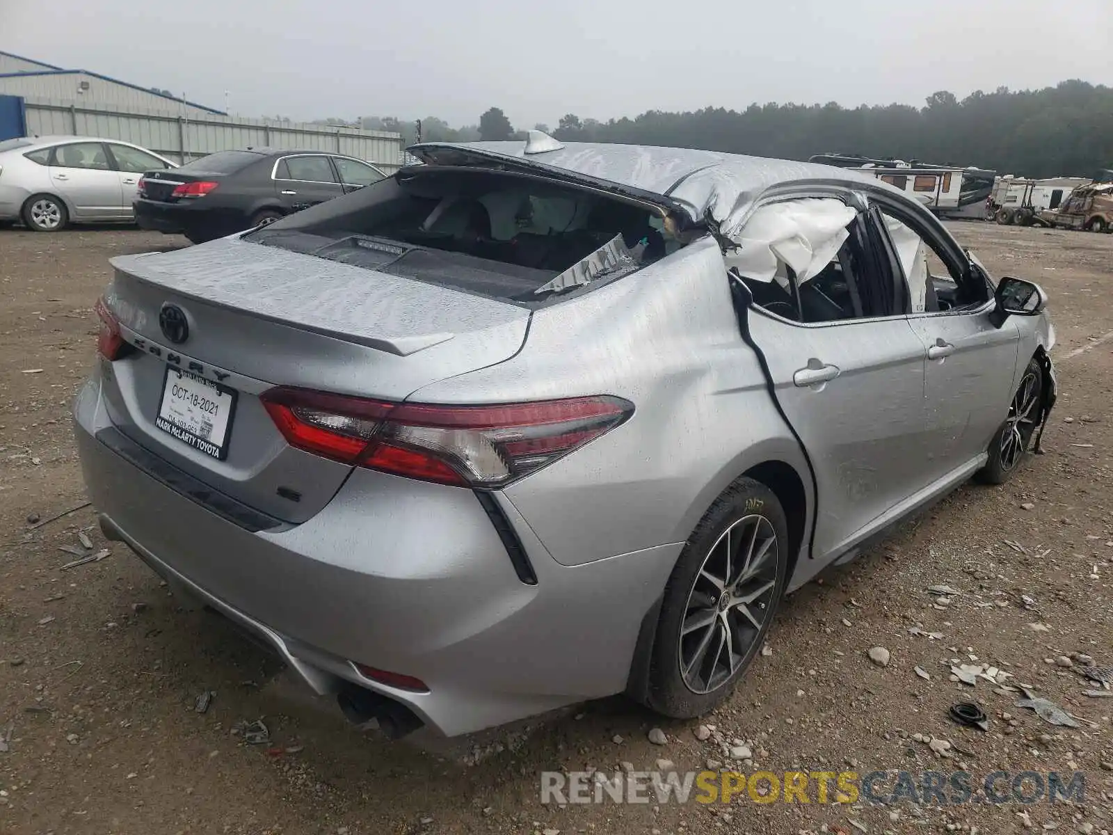 4 Photograph of a damaged car 4T1G11AK2NU622791 TOYOTA CAMRY 2022