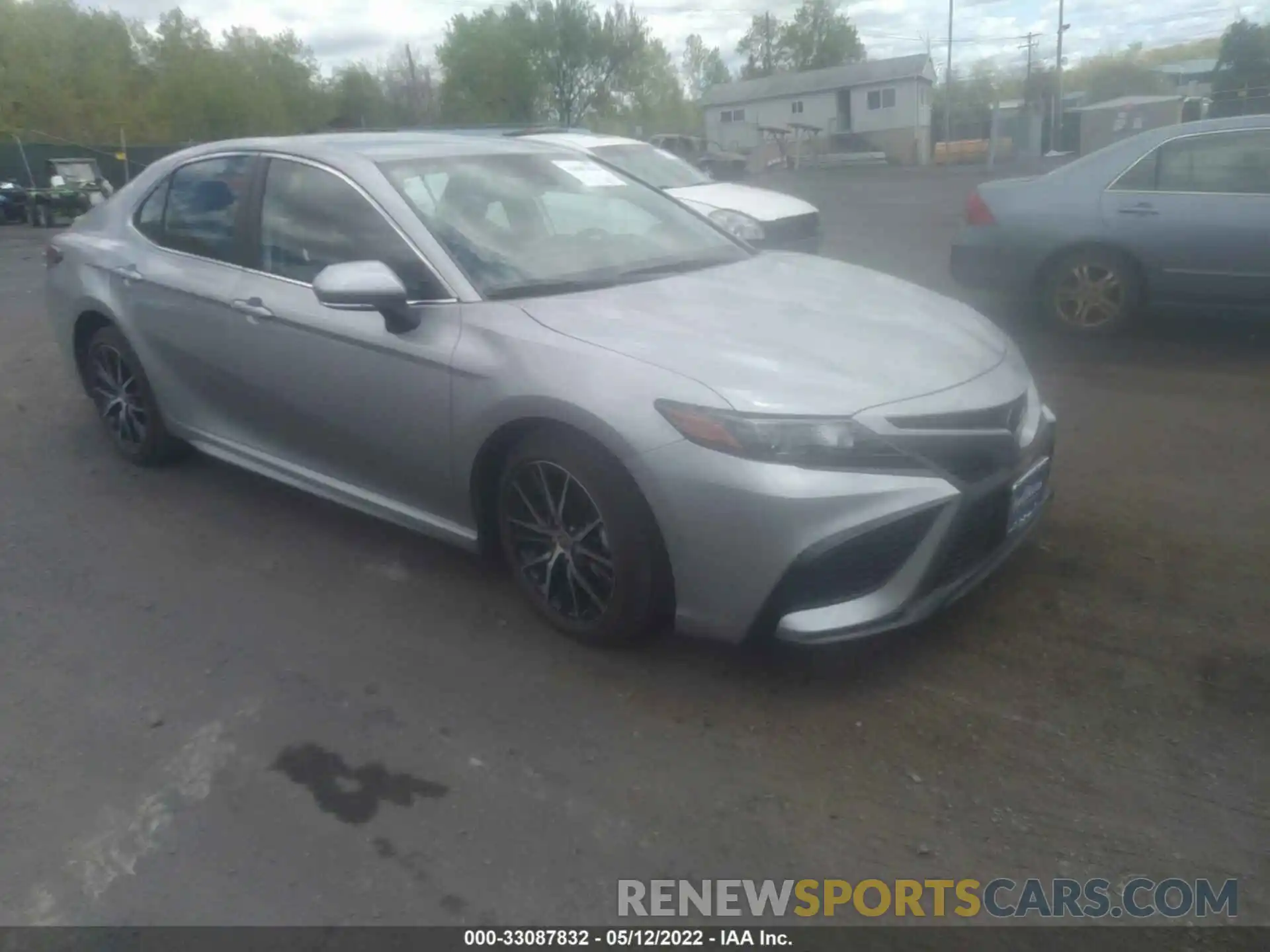 1 Photograph of a damaged car 4T1G11AK2NU624590 TOYOTA CAMRY 2022