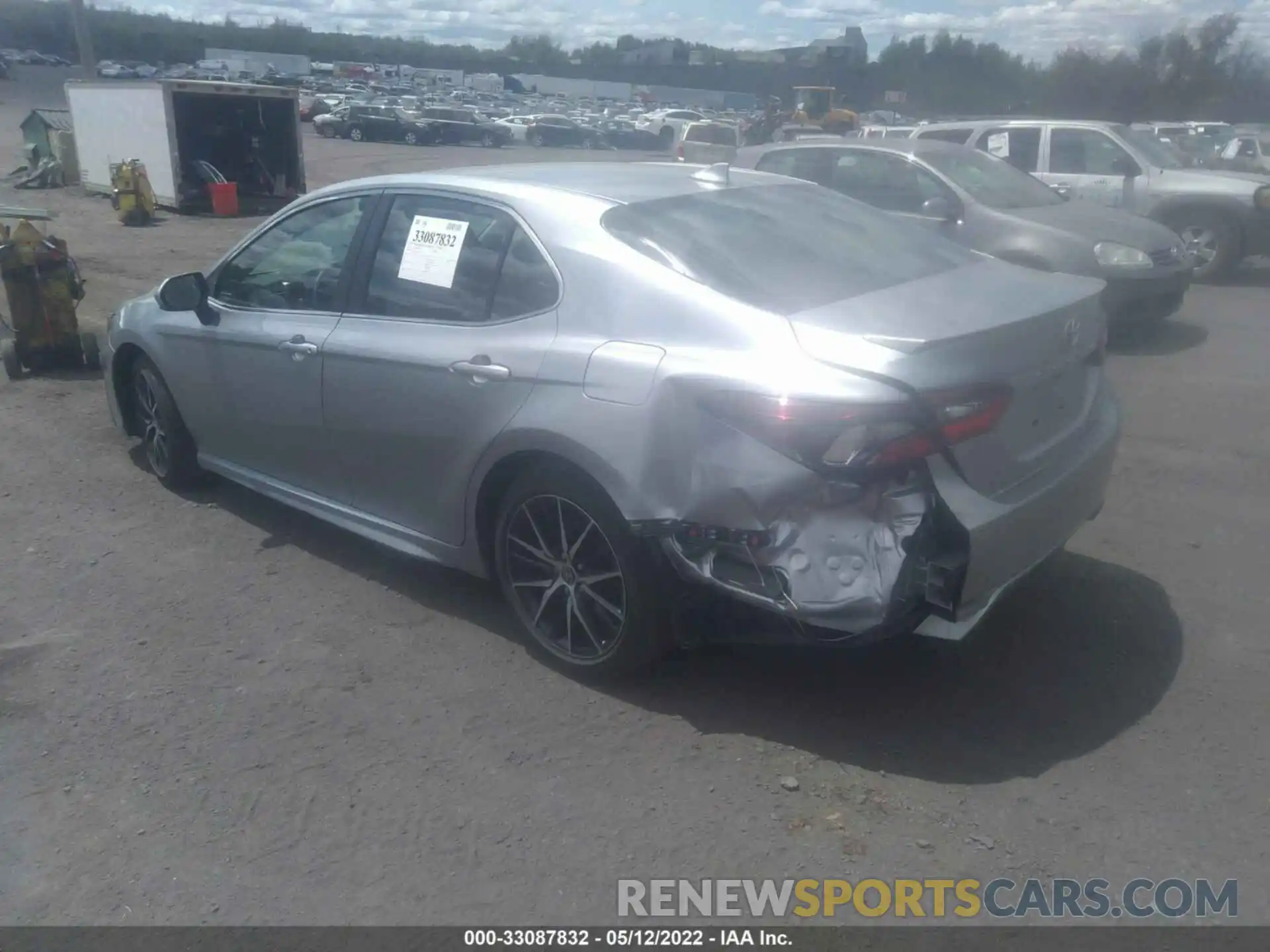 3 Photograph of a damaged car 4T1G11AK2NU624590 TOYOTA CAMRY 2022