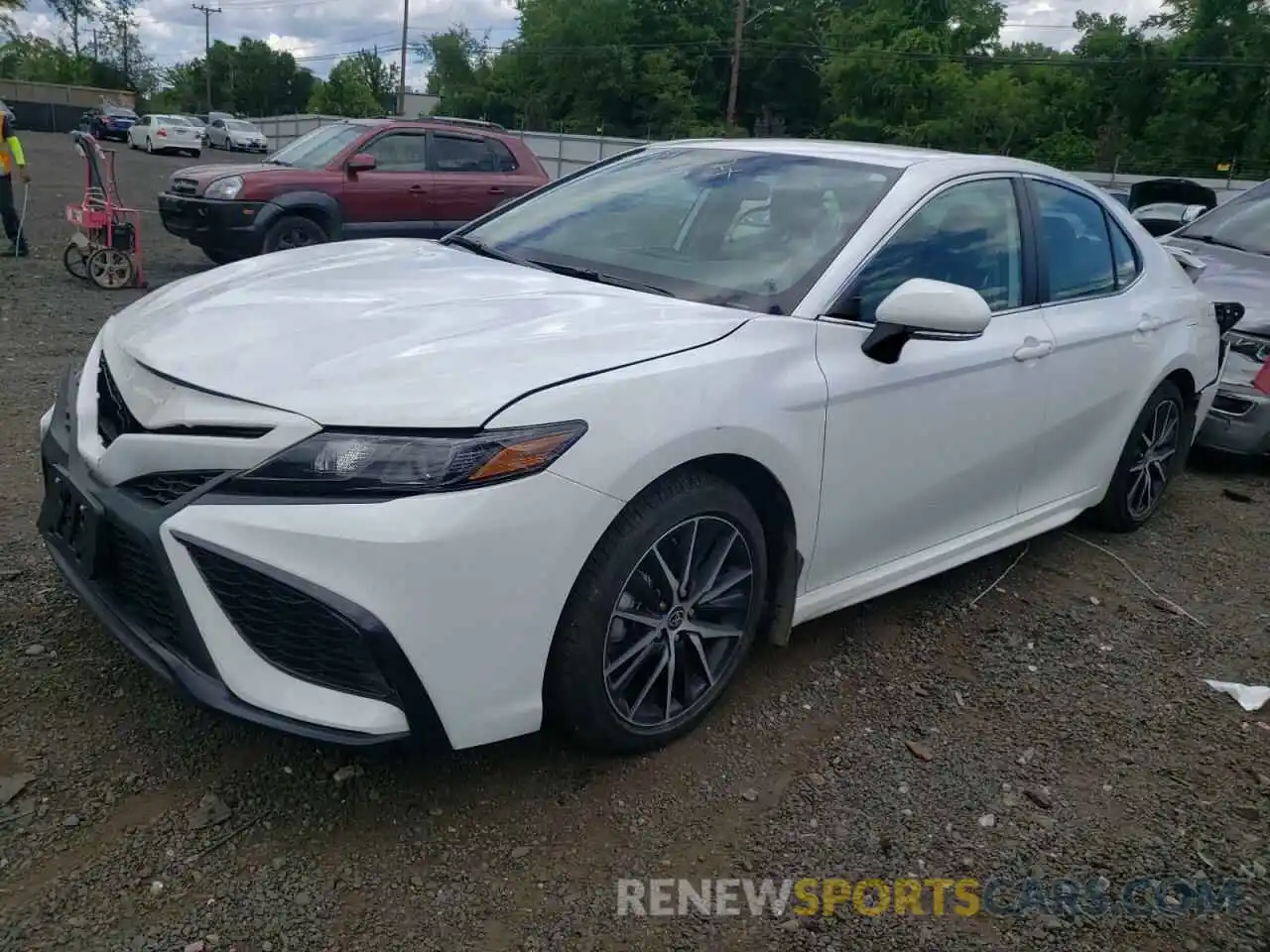 2 Photograph of a damaged car 4T1G11AK2NU676284 TOYOTA CAMRY 2022