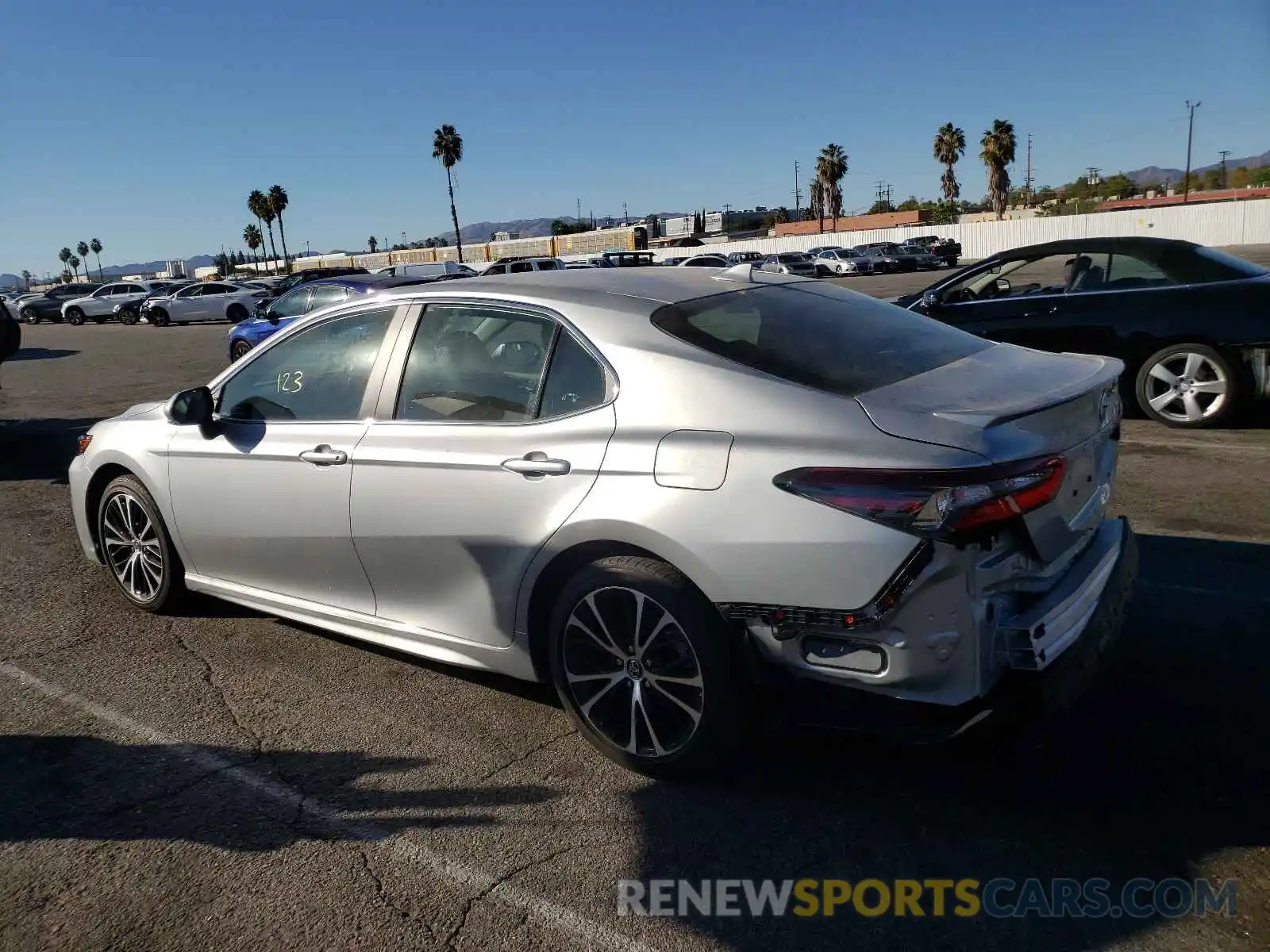 3 Photograph of a damaged car 4T1G11AK3NU001401 TOYOTA CAMRY 2022