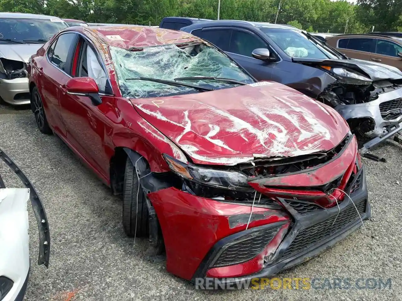 1 Photograph of a damaged car 4T1G11AK3NU019669 TOYOTA CAMRY 2022