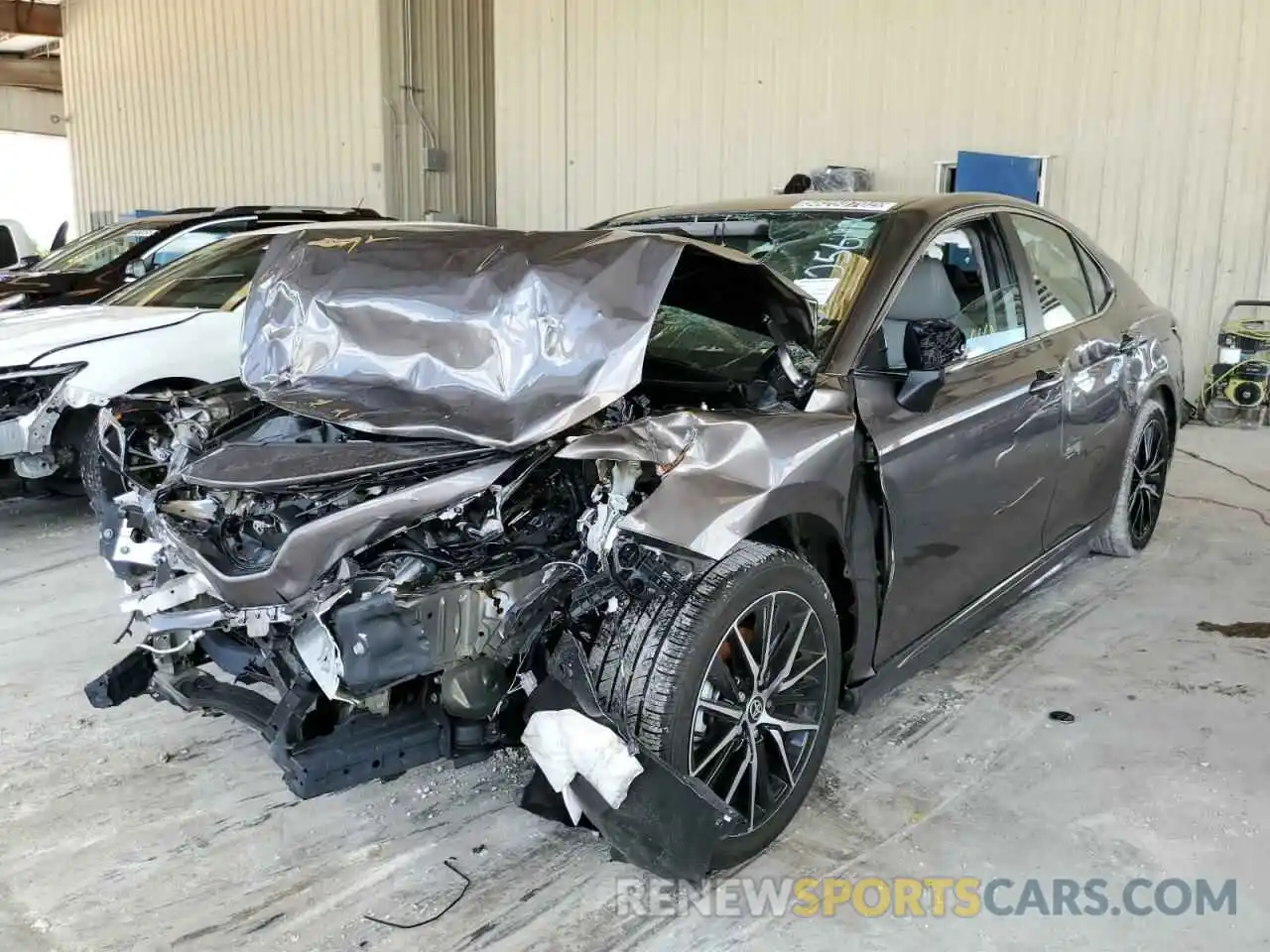 2 Photograph of a damaged car 4T1G11AK3NU659056 TOYOTA CAMRY 2022