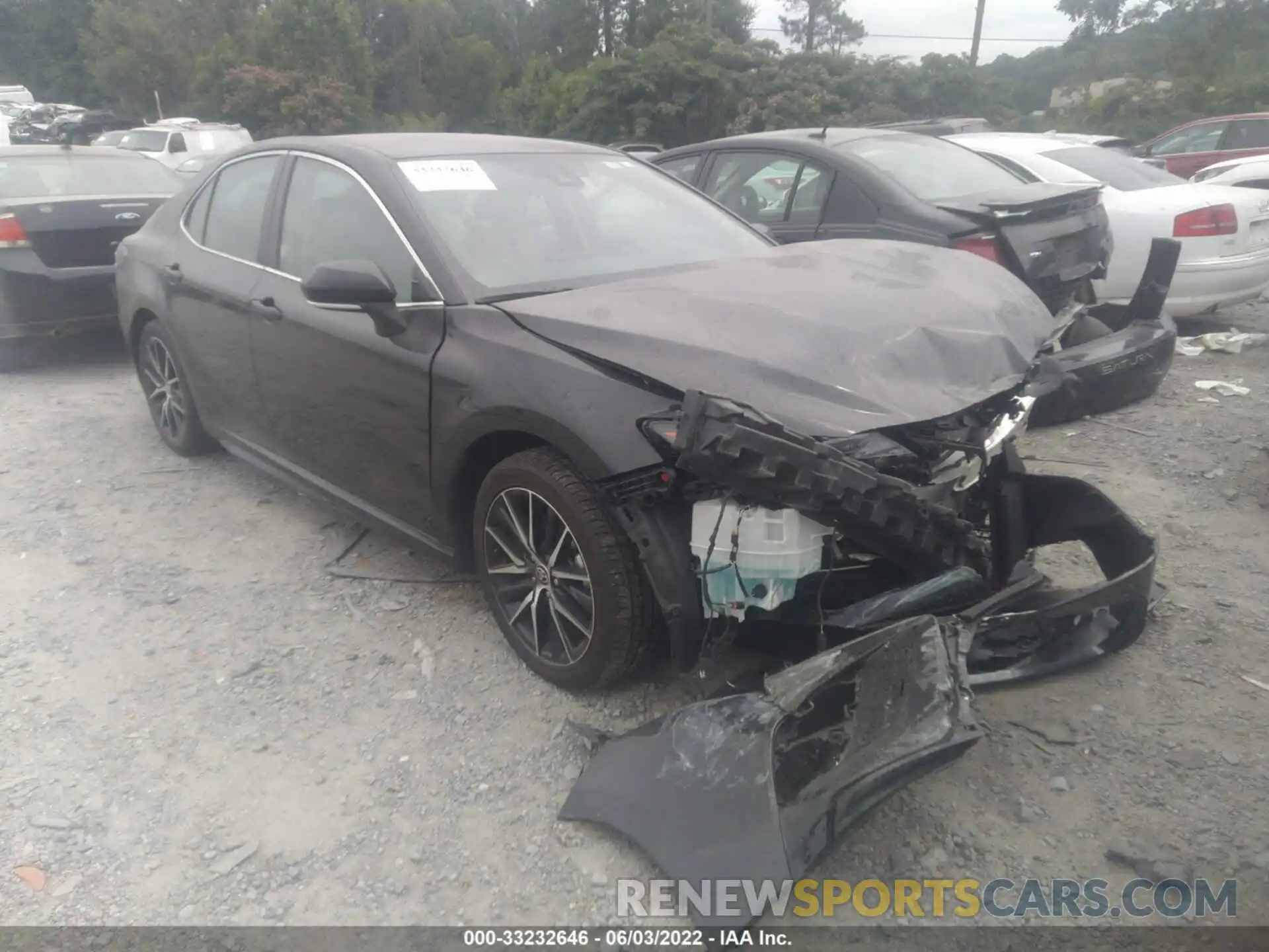 1 Photograph of a damaged car 4T1G11AK3NU660031 TOYOTA CAMRY 2022