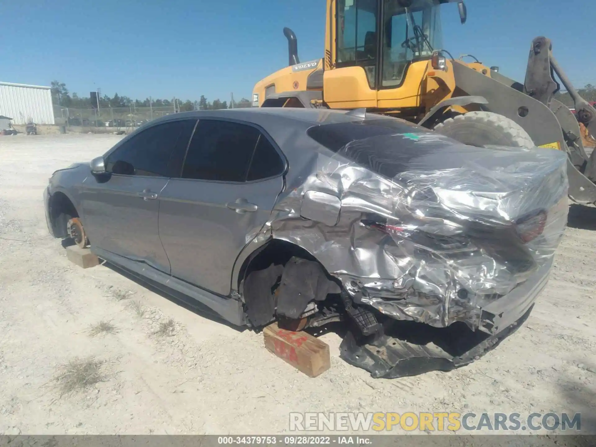 3 Photograph of a damaged car 4T1G11AK3NU662376 TOYOTA CAMRY 2022