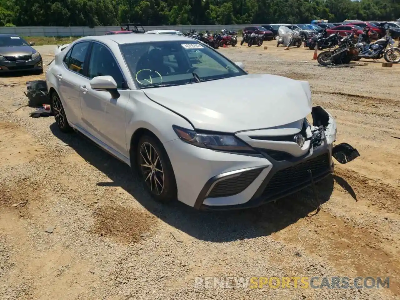 1 Photograph of a damaged car 4T1G11AK4NU019180 TOYOTA CAMRY 2022