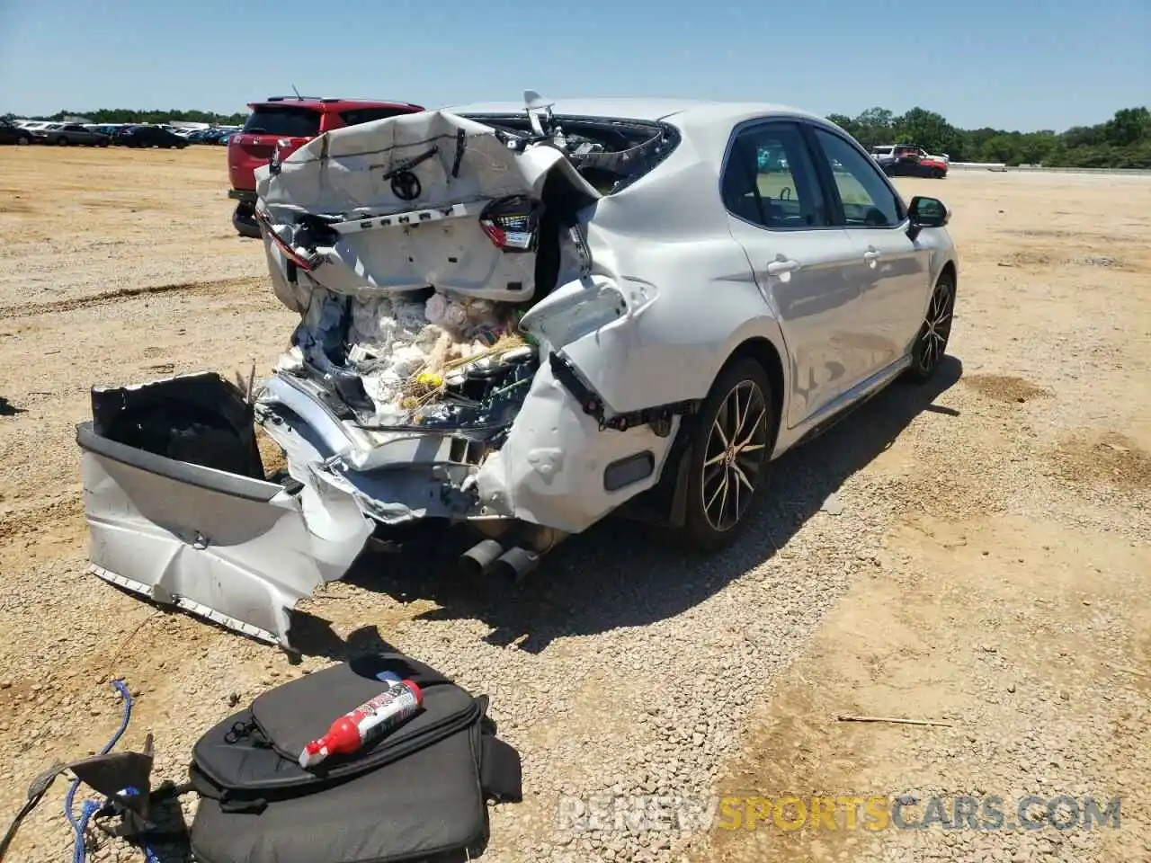 4 Photograph of a damaged car 4T1G11AK4NU019180 TOYOTA CAMRY 2022