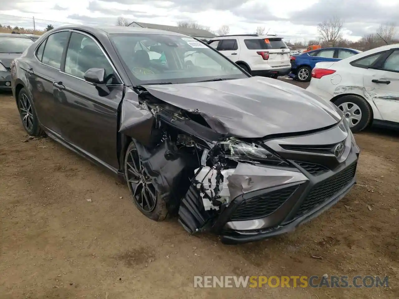 1 Photograph of a damaged car 4T1G11AK4NU625613 TOYOTA CAMRY 2022