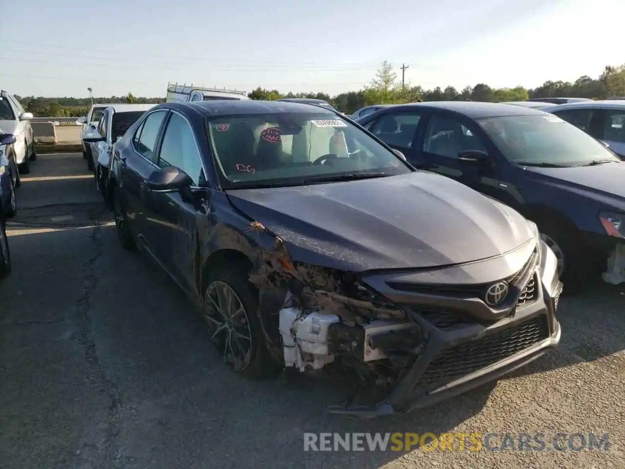 1 Photograph of a damaged car 4T1G11AK4NU633453 TOYOTA CAMRY 2022