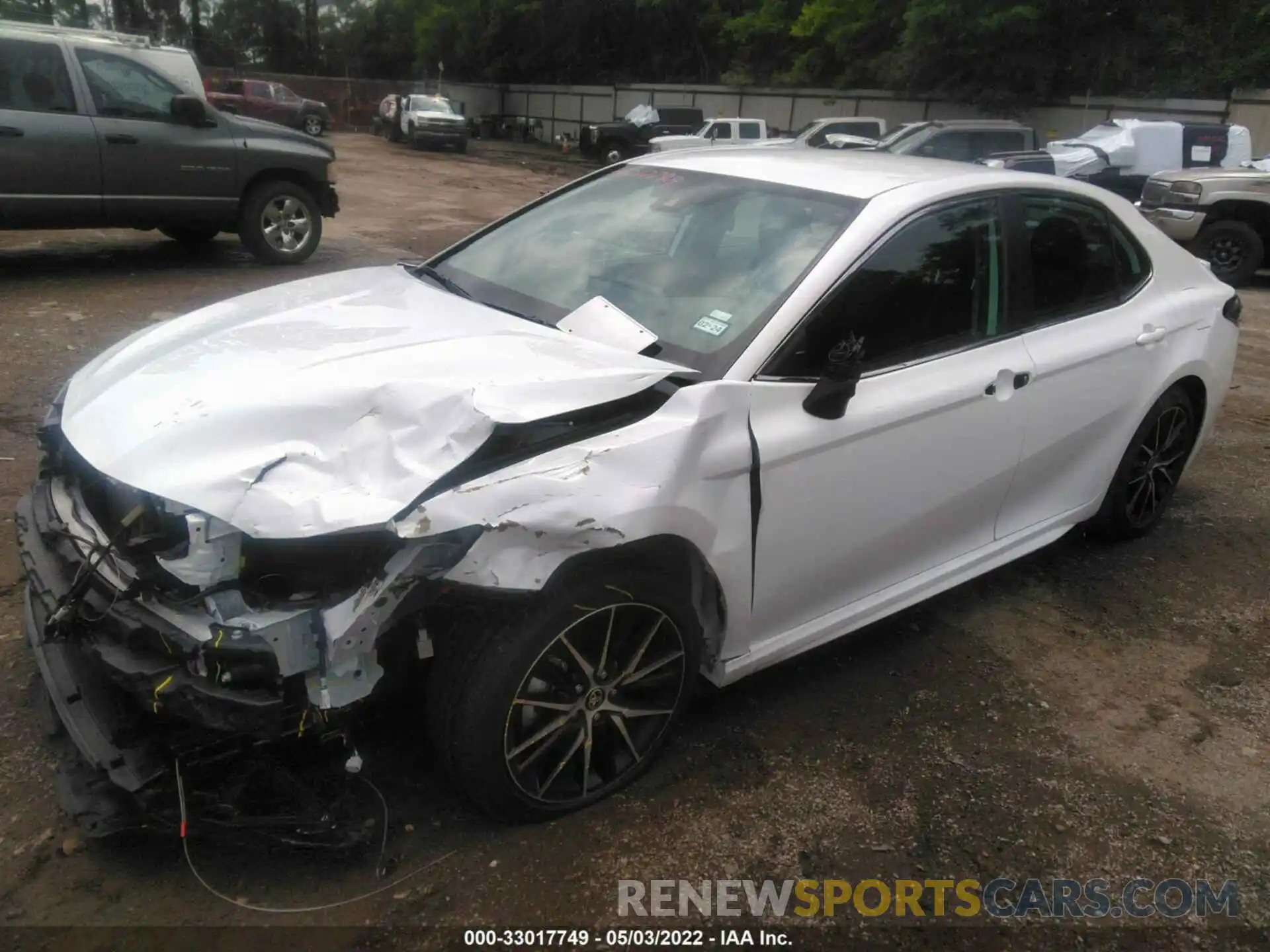 2 Photograph of a damaged car 4T1G11AK4NU666033 TOYOTA CAMRY 2022