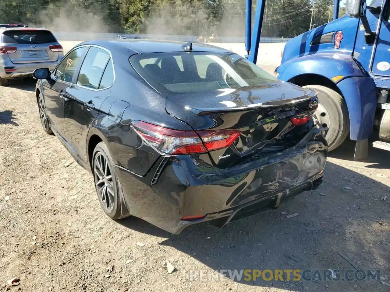 3 Photograph of a damaged car 4T1G11AK4NU672933 TOYOTA CAMRY 2022