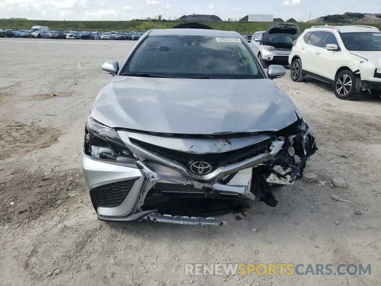 9 Photograph of a damaged car 4T1G11AK4NU679168 TOYOTA CAMRY 2022