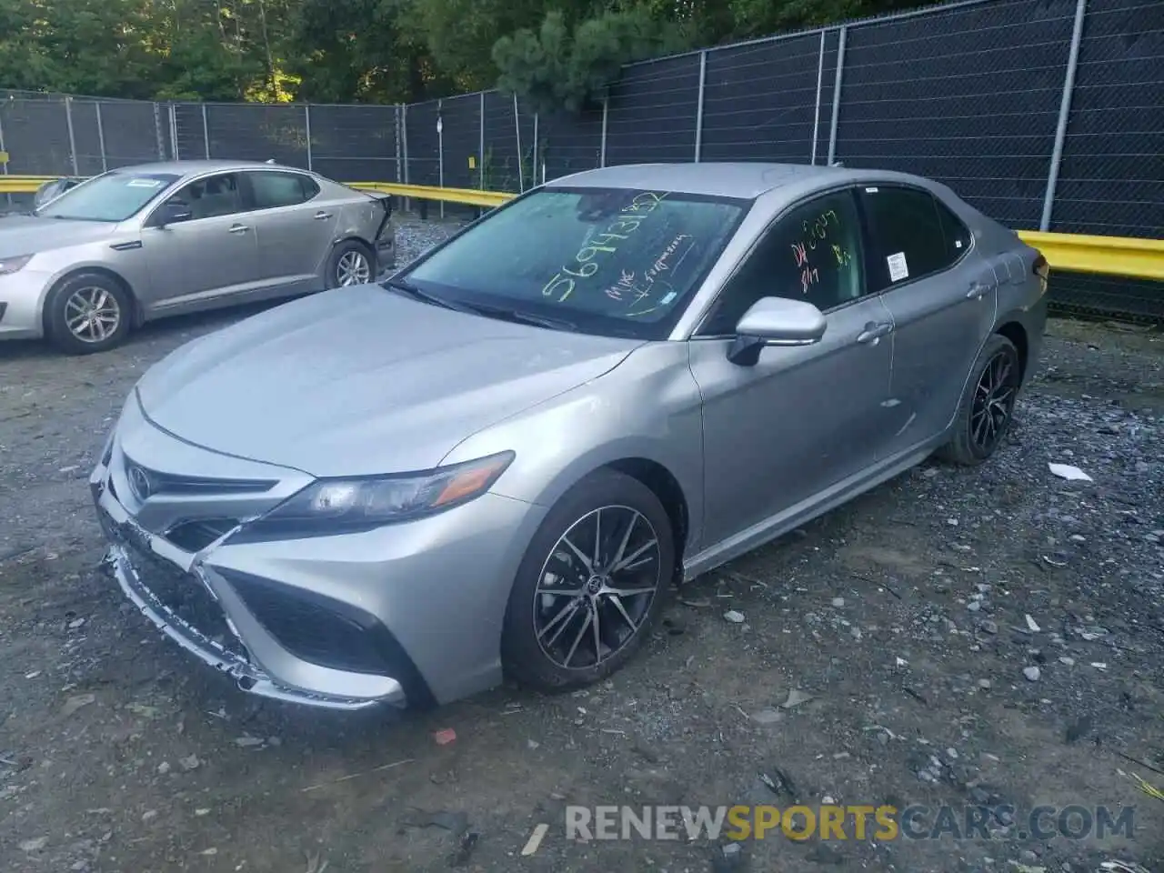 2 Photograph of a damaged car 4T1G11AK4NU709866 TOYOTA CAMRY 2022