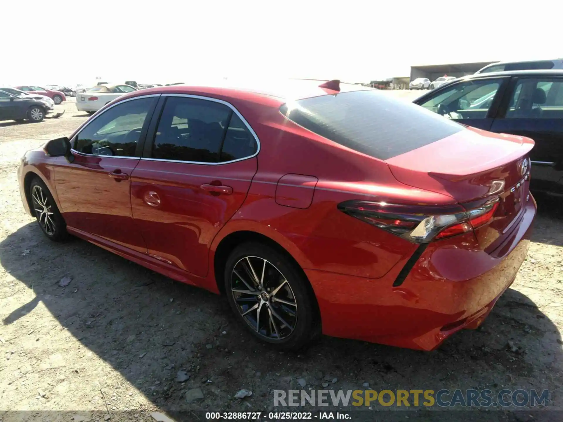 3 Photograph of a damaged car 4T1G11AK5NU018488 TOYOTA CAMRY 2022