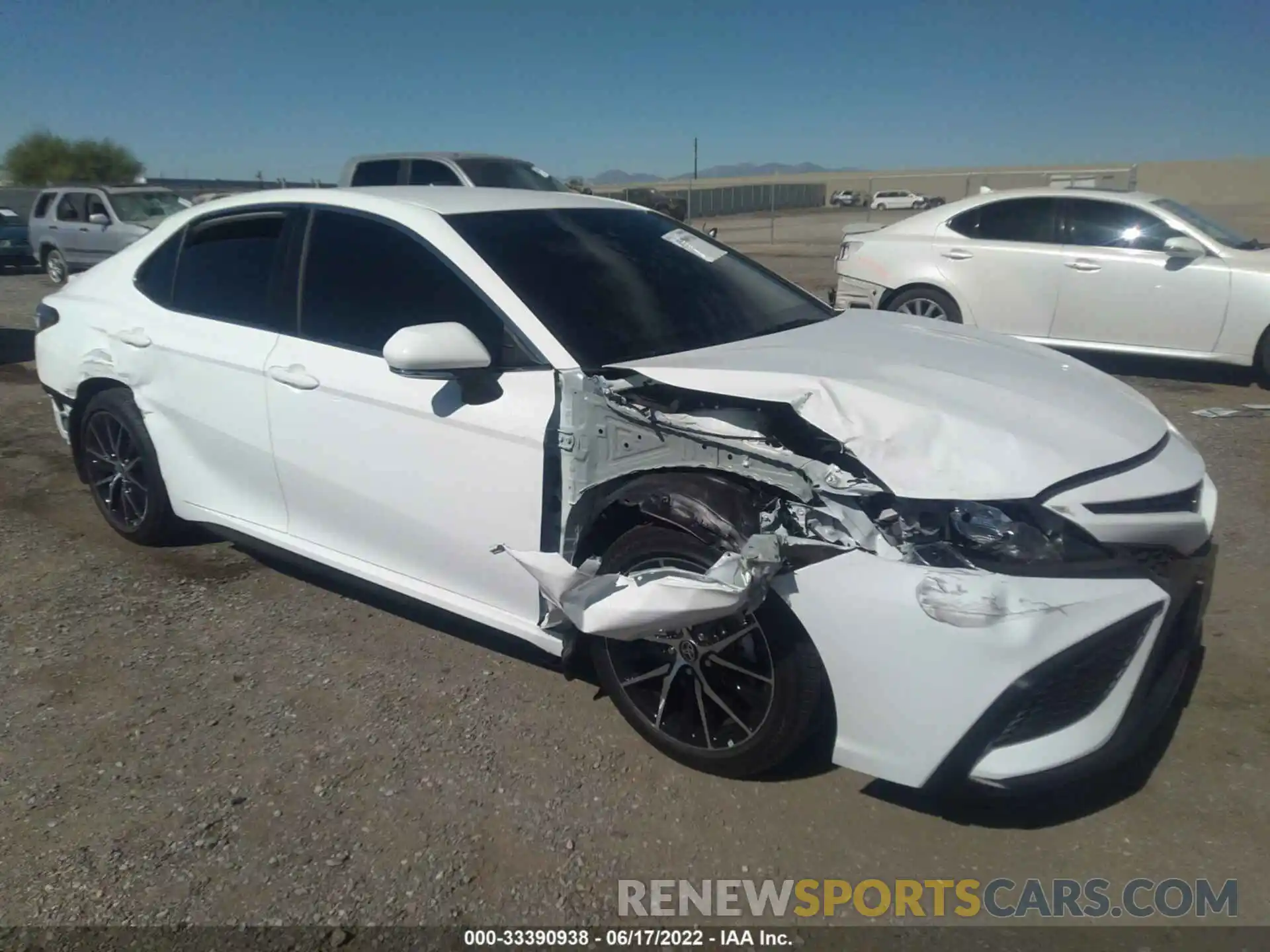 1 Photograph of a damaged car 4T1G11AK5NU044735 TOYOTA CAMRY 2022