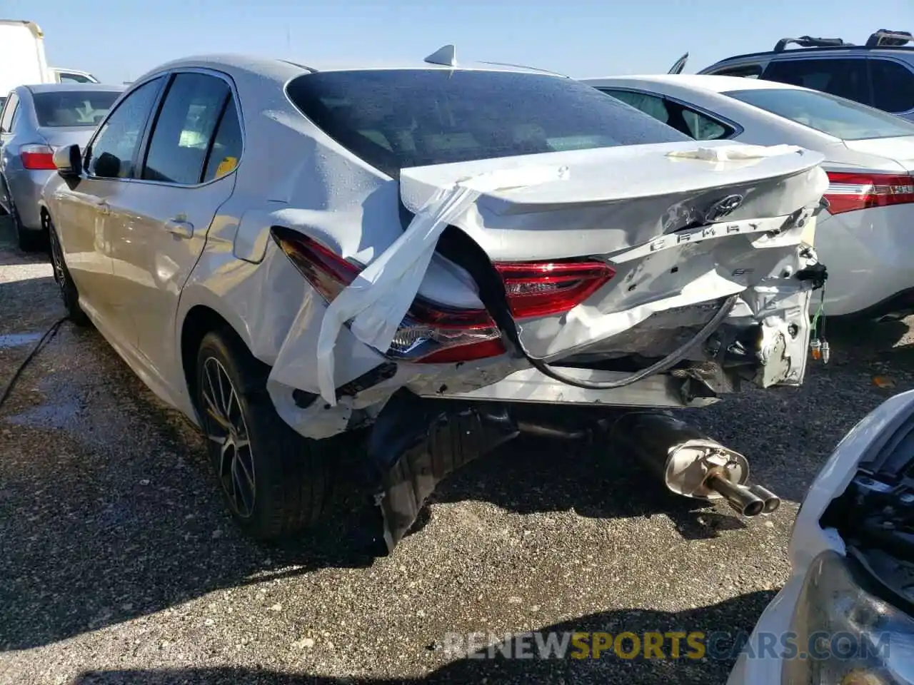 3 Photograph of a damaged car 4T1G11AK5NU055850 TOYOTA CAMRY 2022