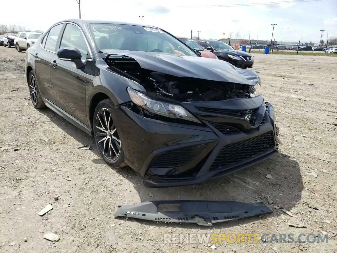 1 Photograph of a damaged car 4T1G11AK5NU624406 TOYOTA CAMRY 2022