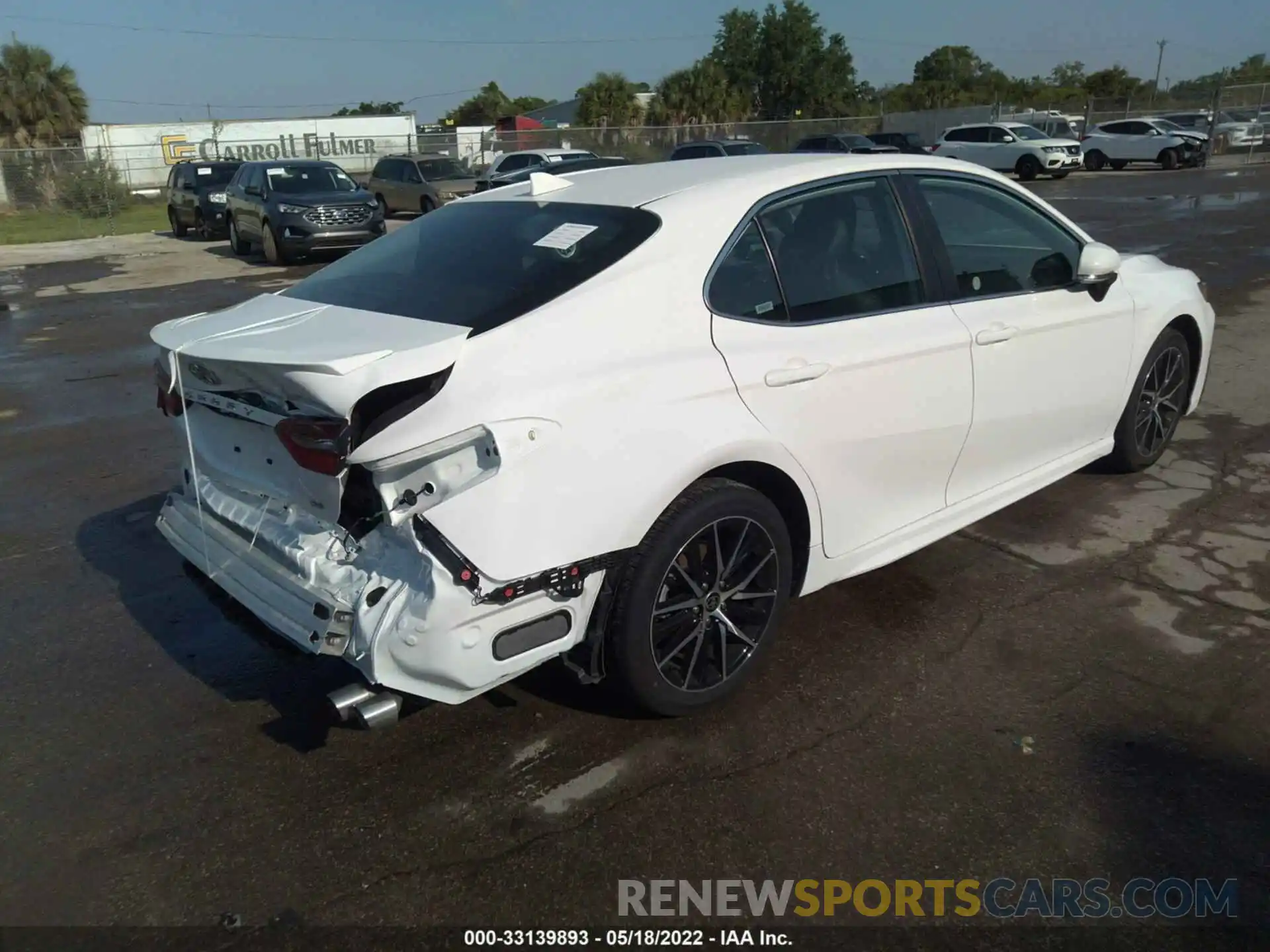 4 Photograph of a damaged car 4T1G11AK5NU627113 TOYOTA CAMRY 2022