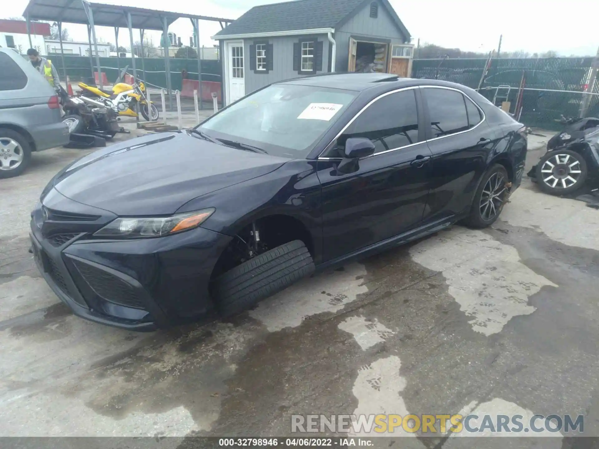 2 Photograph of a damaged car 4T1G11AK5NU632084 TOYOTA CAMRY 2022