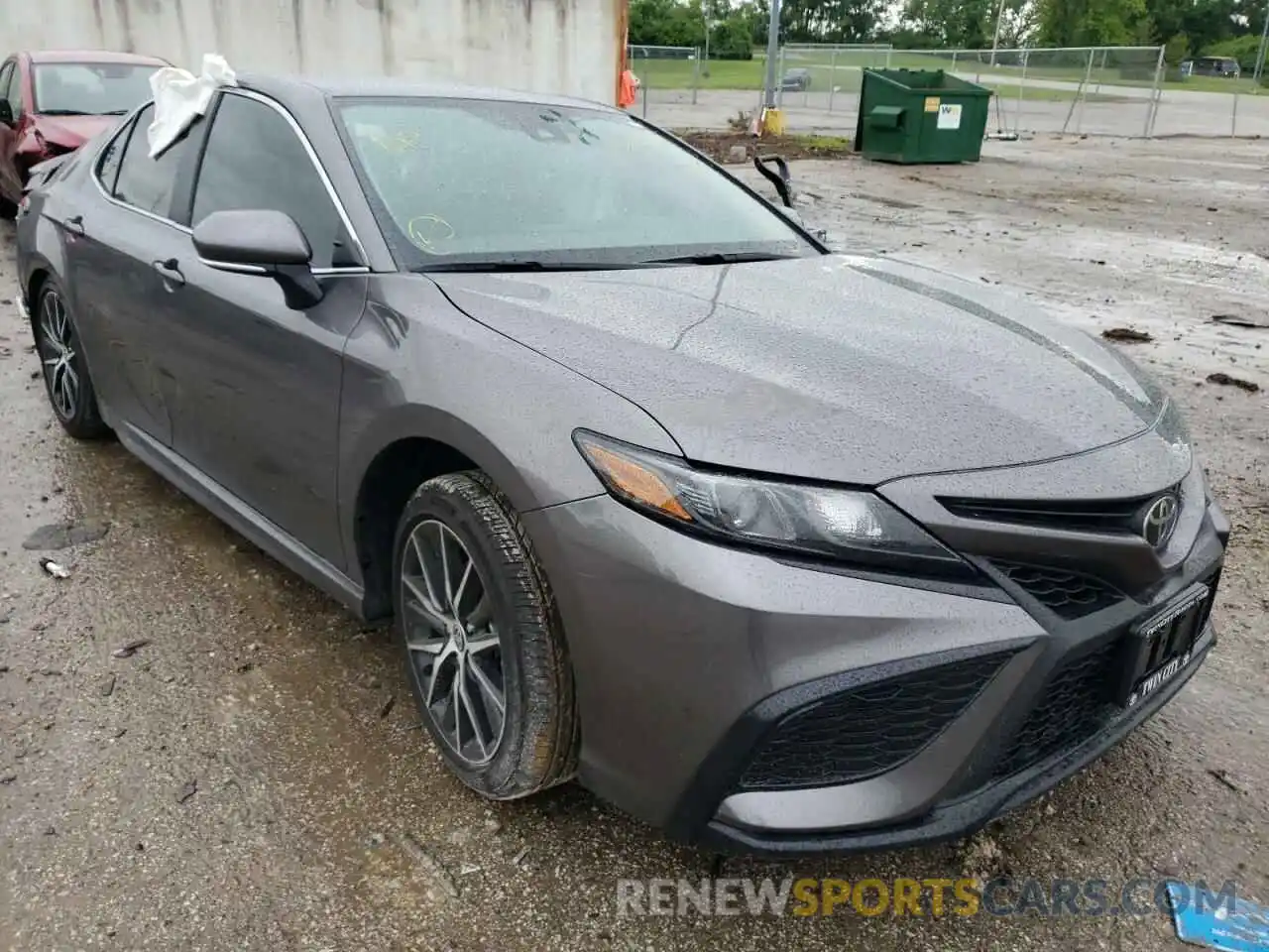 1 Photograph of a damaged car 4T1G11AK5NU635048 TOYOTA CAMRY 2022