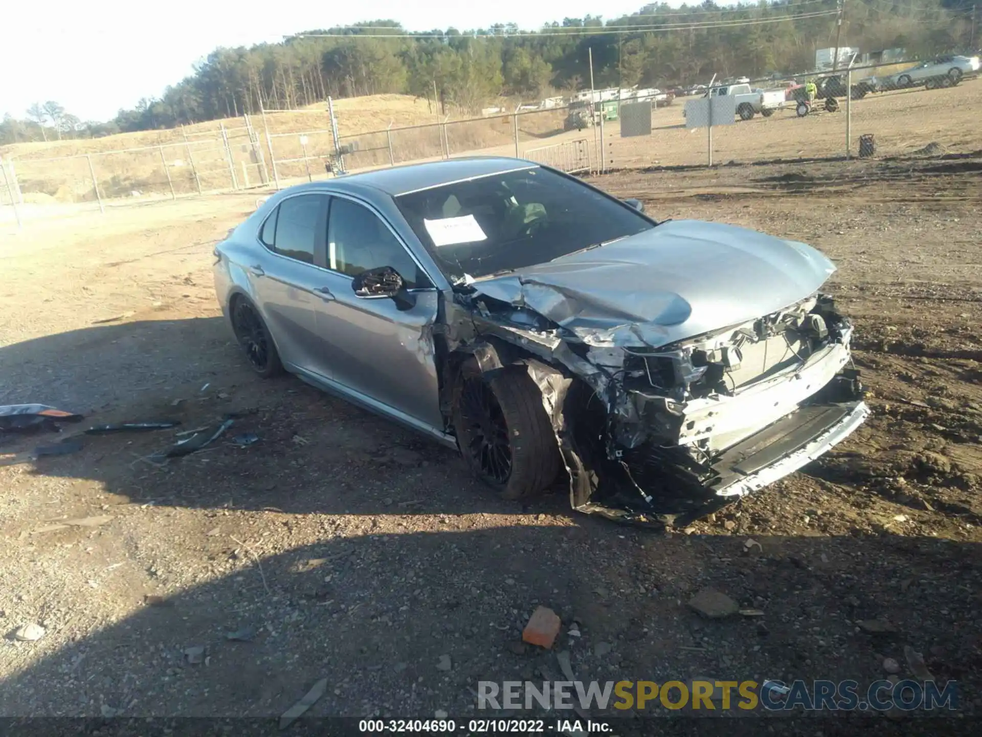 1 Photograph of a damaged car 4T1G11AK5NU639617 TOYOTA CAMRY 2022