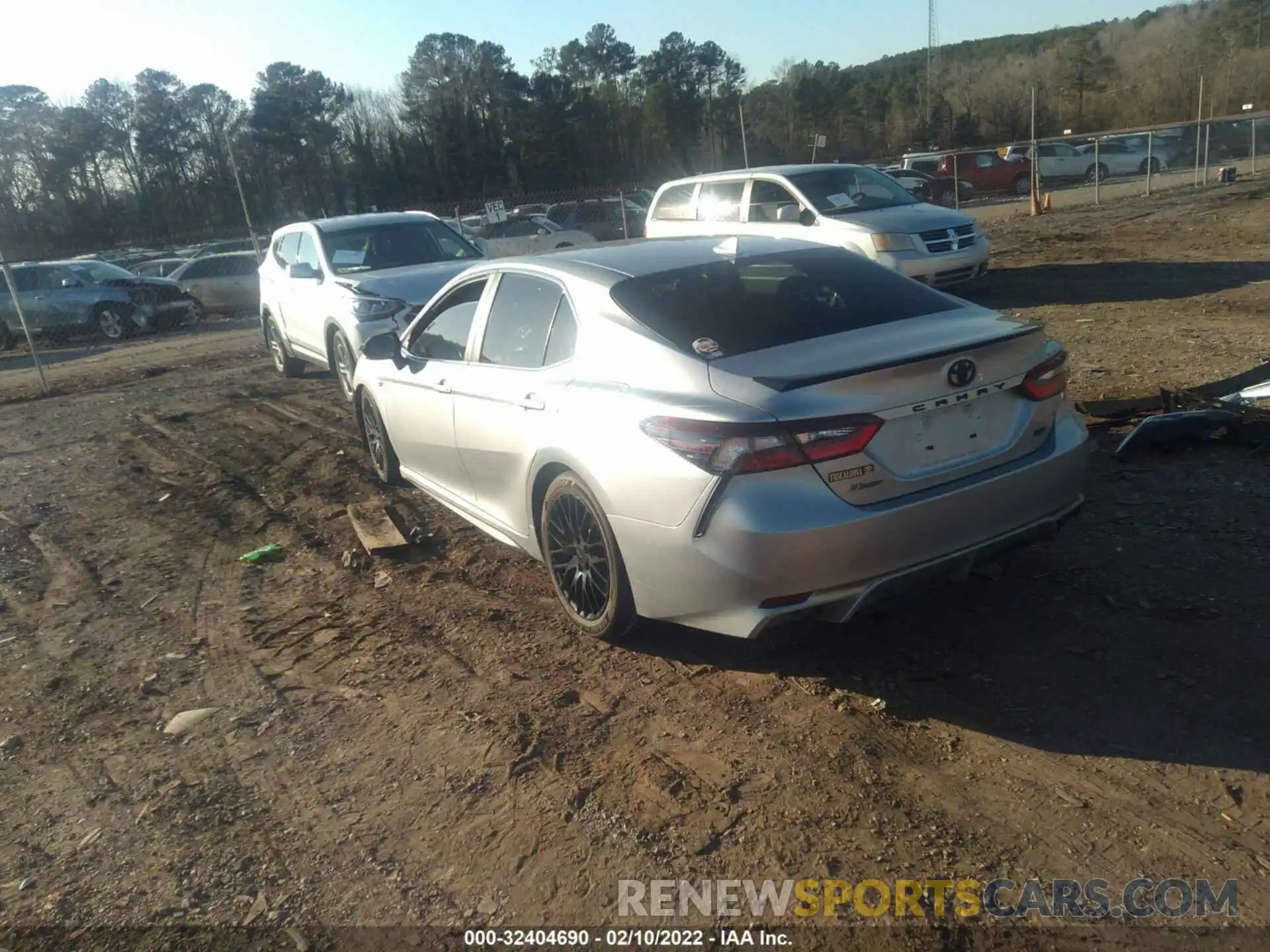 3 Photograph of a damaged car 4T1G11AK5NU639617 TOYOTA CAMRY 2022