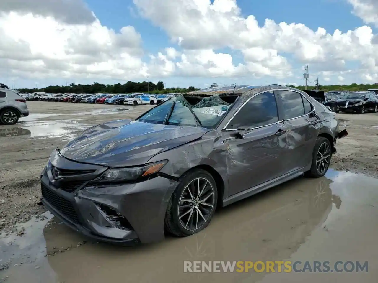 2 Photograph of a damaged car 4T1G11AK5NU650522 TOYOTA CAMRY 2022