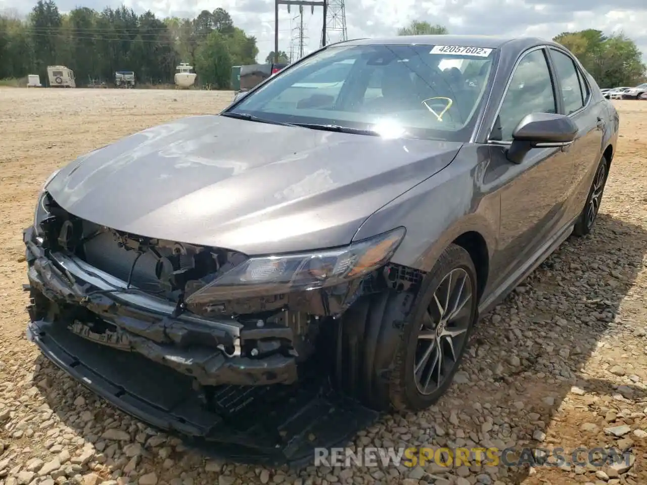 2 Photograph of a damaged car 4T1G11AK5NU655638 TOYOTA CAMRY 2022