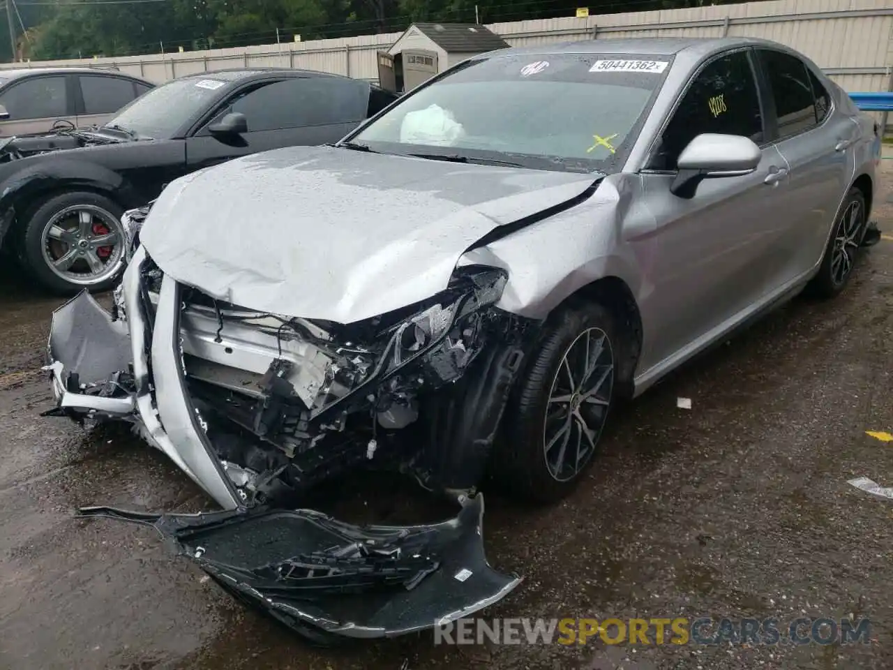 2 Photograph of a damaged car 4T1G11AK5NU656644 TOYOTA CAMRY 2022