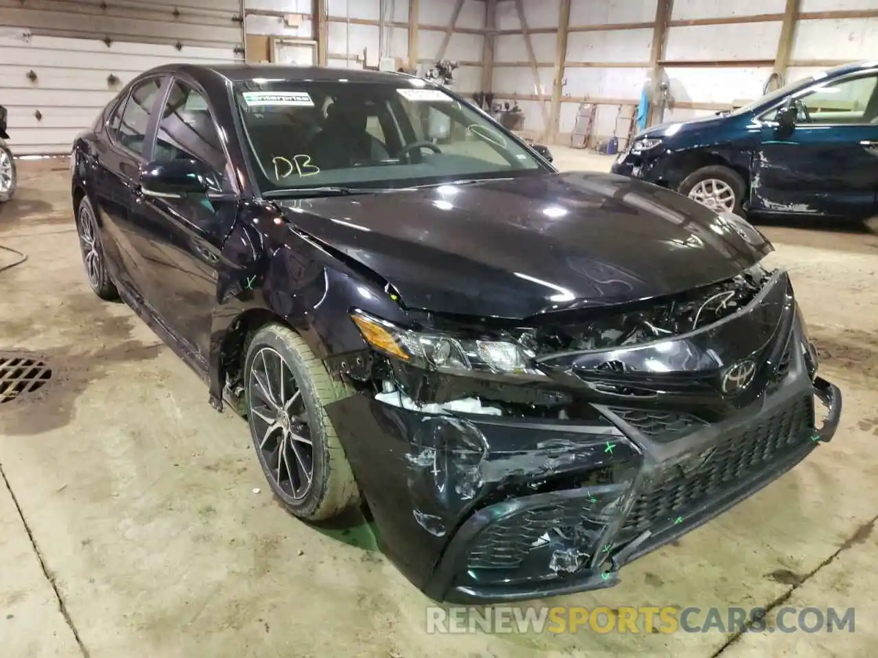 9 Photograph of a damaged car 4T1G11AK5NU665246 TOYOTA CAMRY 2022