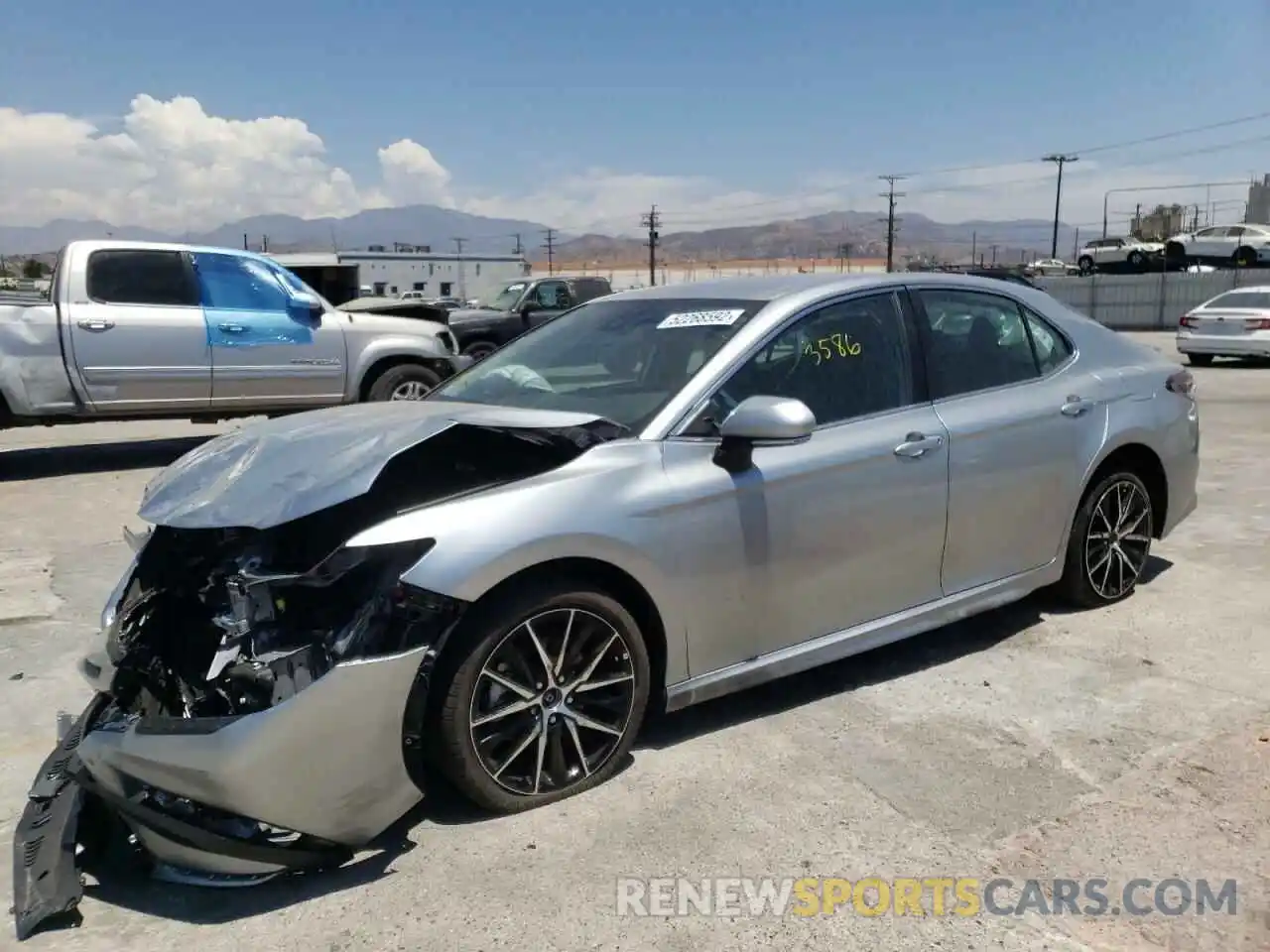 2 Photograph of a damaged car 4T1G11AK5NU669975 TOYOTA CAMRY 2022