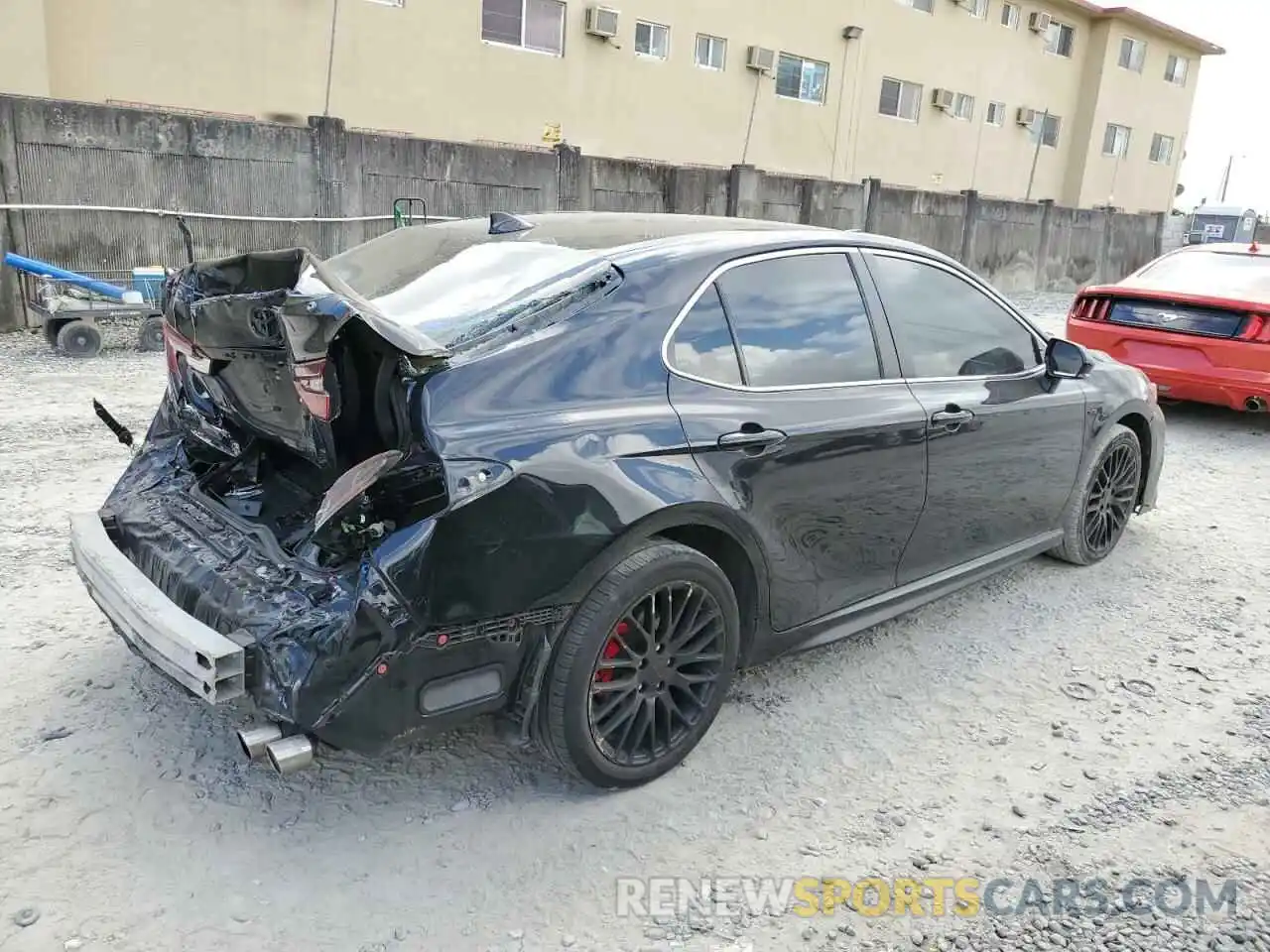 3 Photograph of a damaged car 4T1G11AK5NU686596 TOYOTA CAMRY 2022