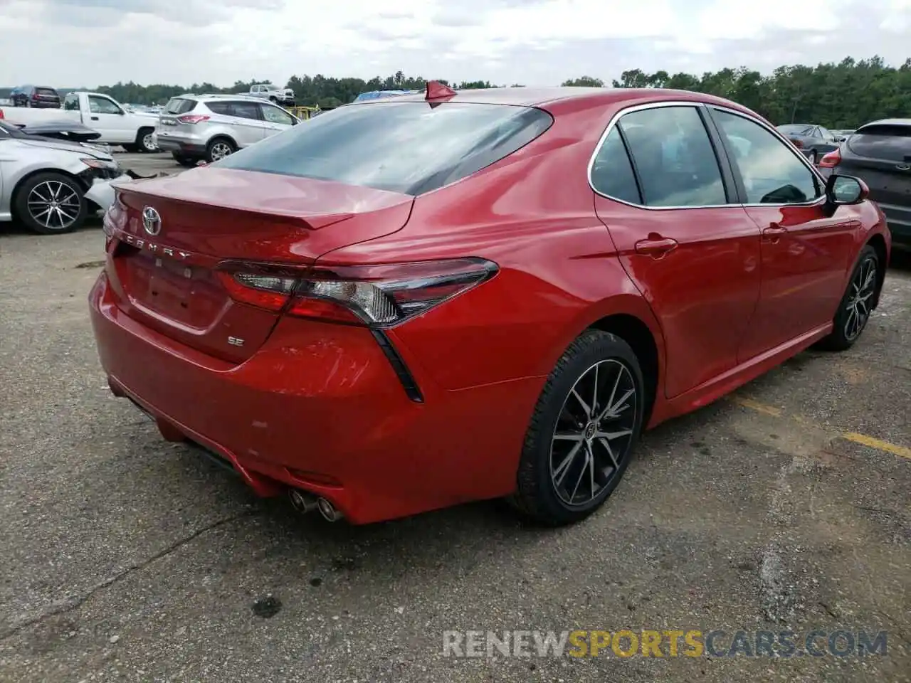 4 Photograph of a damaged car 4T1G11AK6NU012117 TOYOTA CAMRY 2022