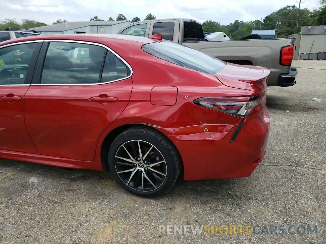 9 Photograph of a damaged car 4T1G11AK6NU012117 TOYOTA CAMRY 2022