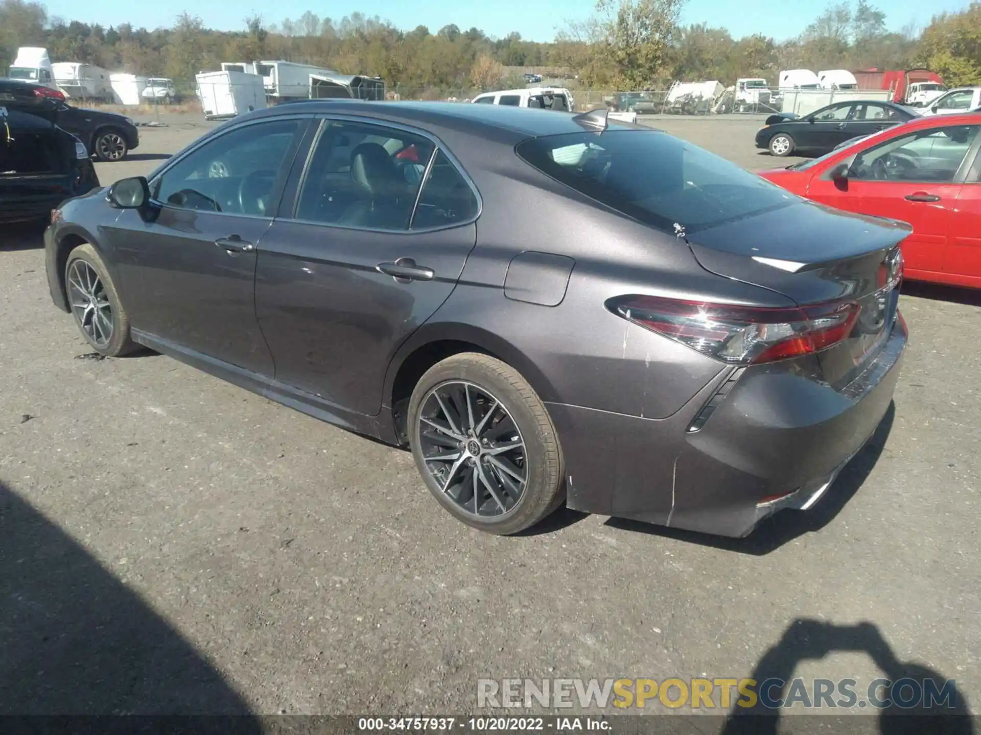 3 Photograph of a damaged car 4T1G11AK6NU018595 TOYOTA CAMRY 2022