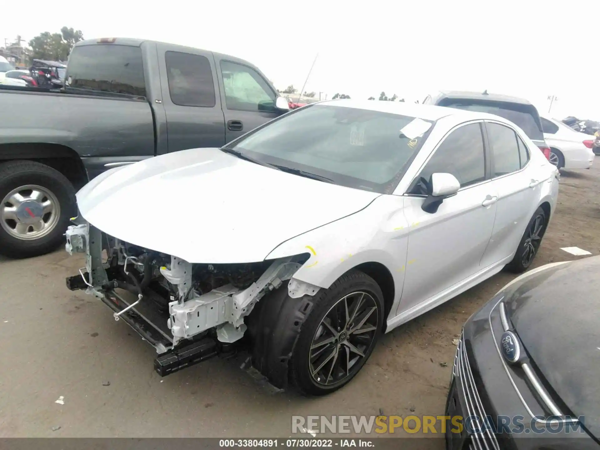 2 Photograph of a damaged car 4T1G11AK6NU037518 TOYOTA CAMRY 2022