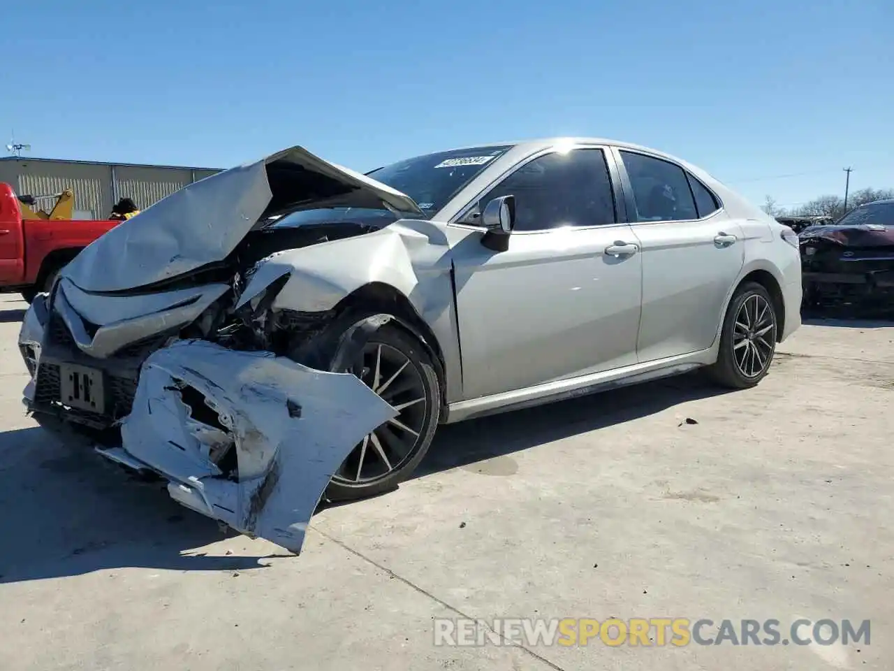 1 Photograph of a damaged car 4T1G11AK6NU058997 TOYOTA CAMRY 2022