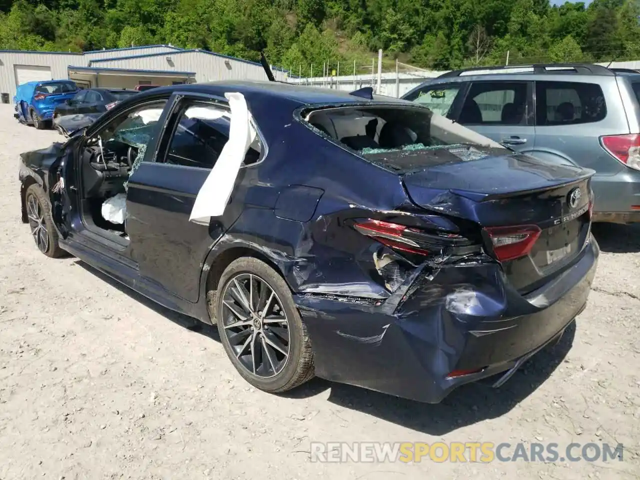 3 Photograph of a damaged car 4T1G11AK6NU637133 TOYOTA CAMRY 2022